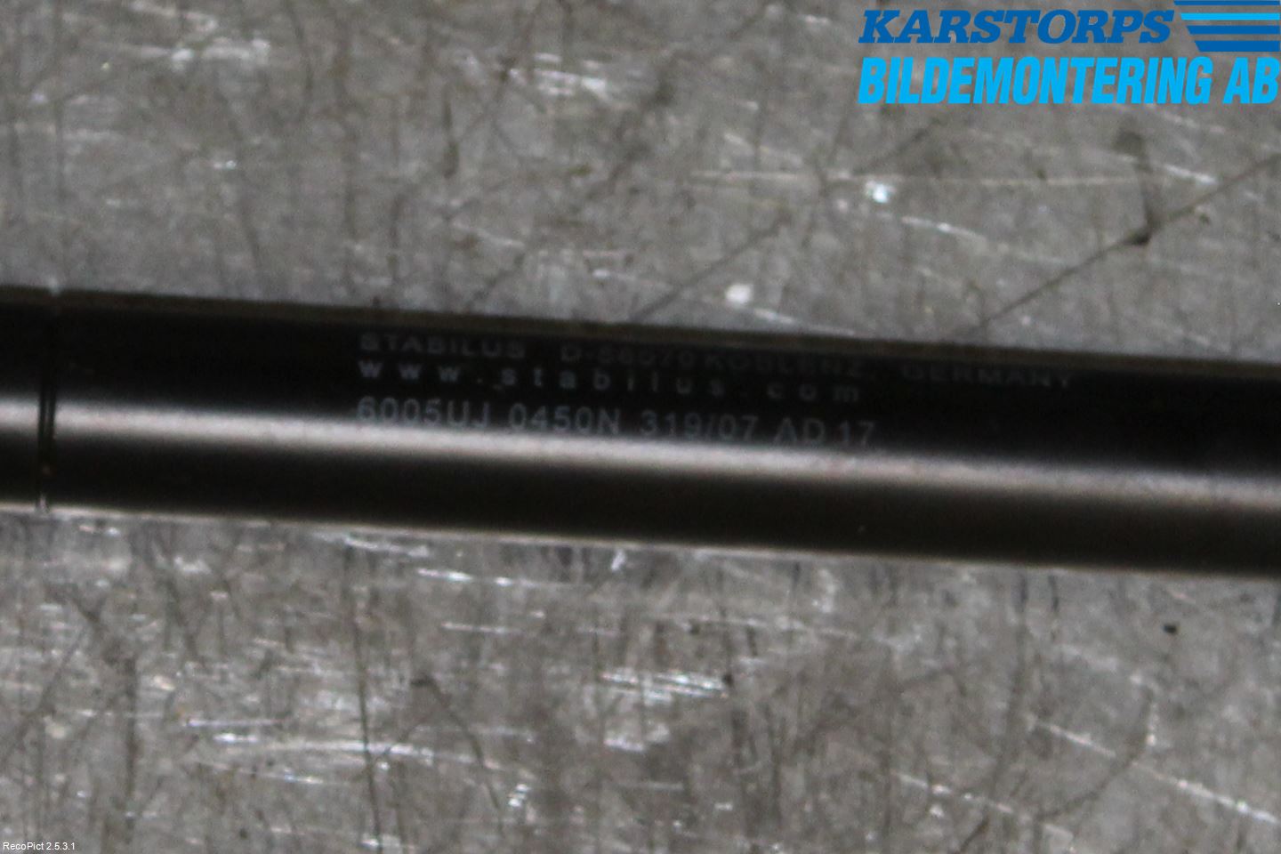 Volvo XC70 08-13 Panser Demper-Gassfjær