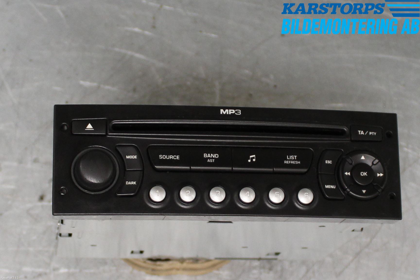 Citroen C4 I   05-10 Stereo Radio Med Cd