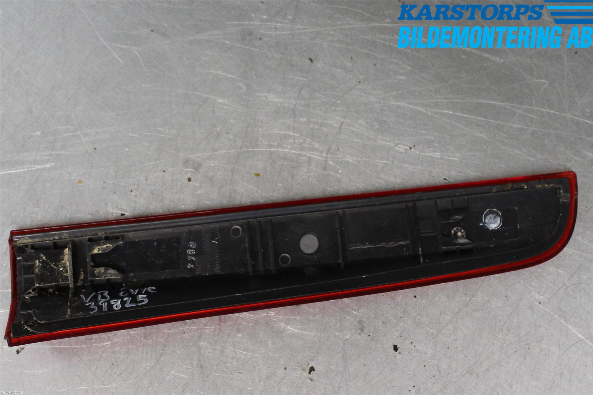 Nissan NOTE E11 06-14 Baklykt Venstre