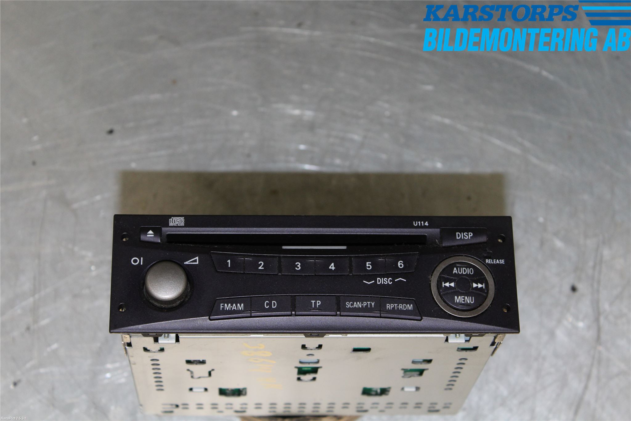 Mitsubishi GRANDIS Stereo Radio Med Cd