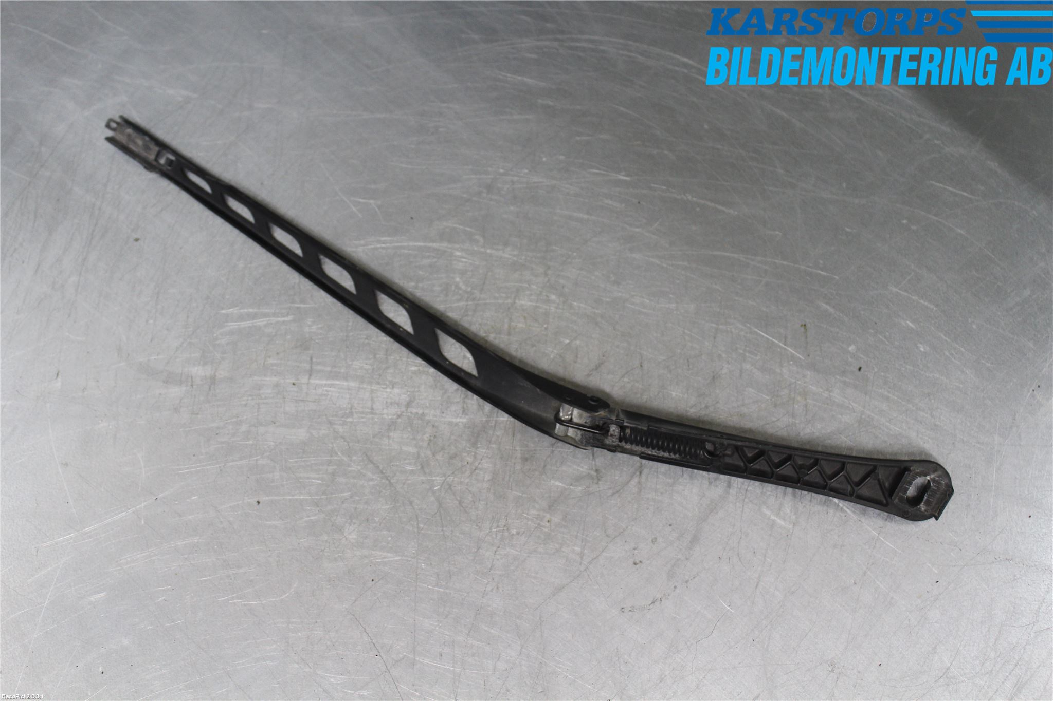 BMW 5 E60/61 Sed/Tou 02-10 Viskerarm-Armer Frontrute