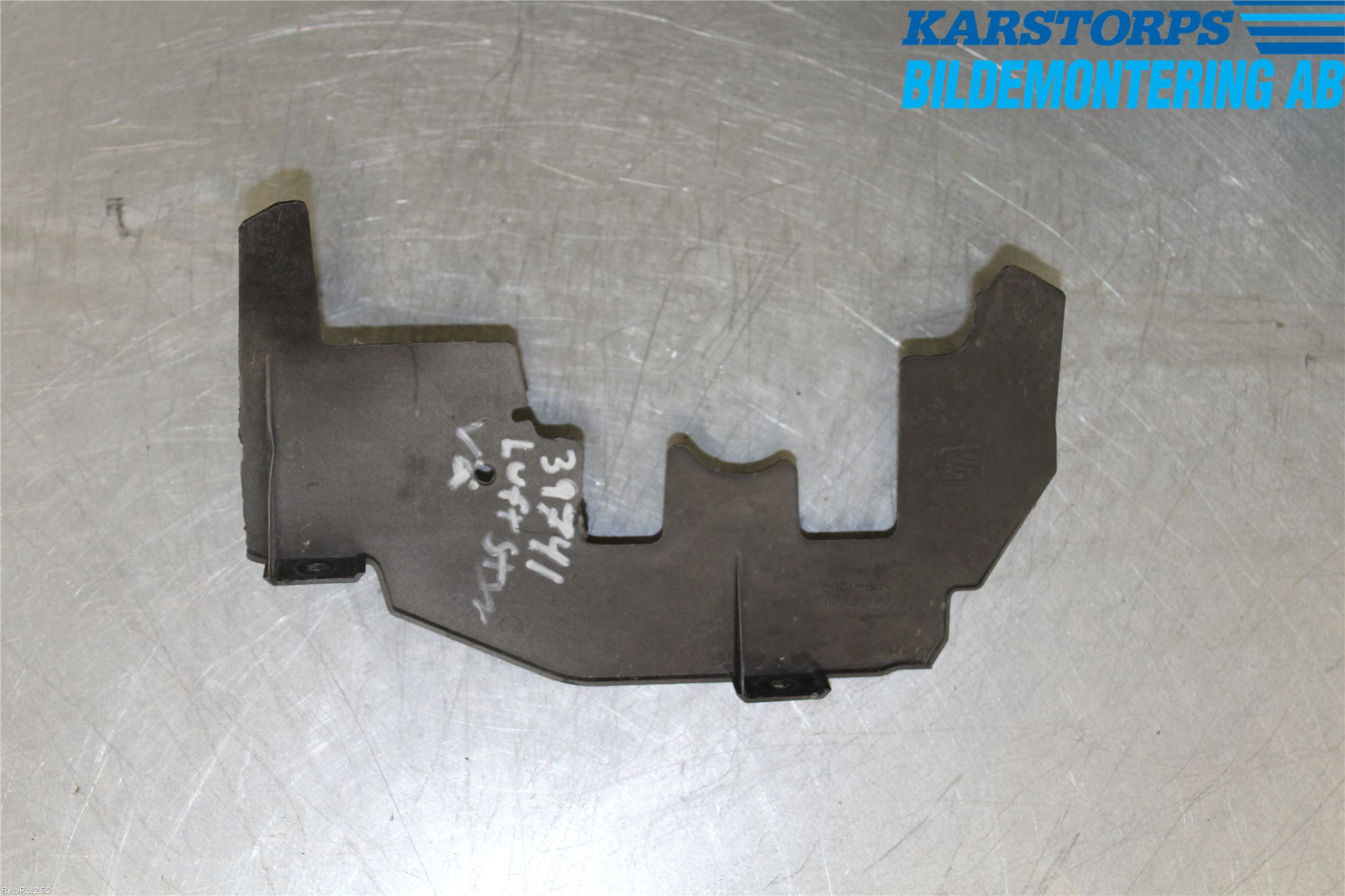 Seat LEON 06-12 Luftstyring Front