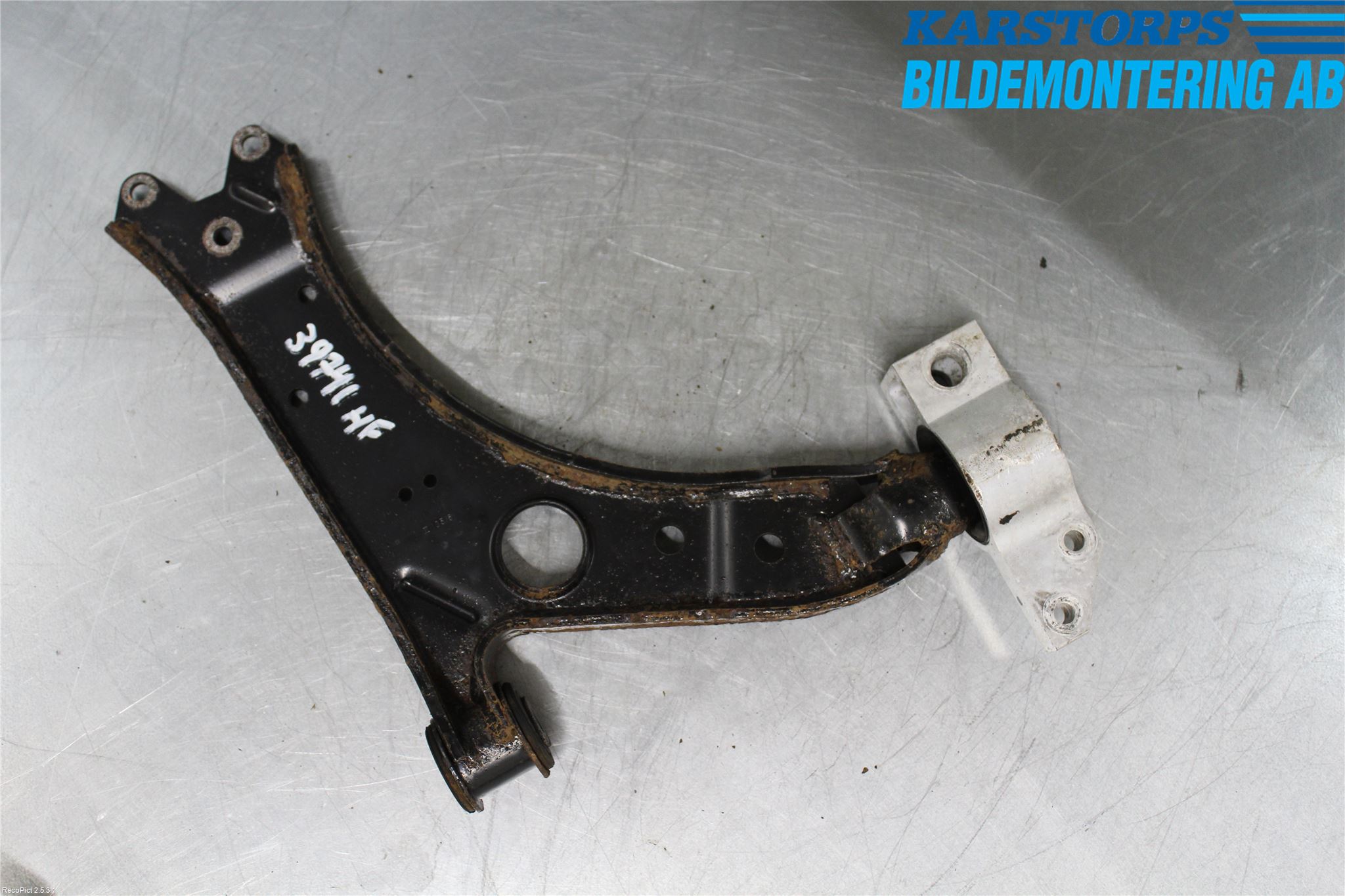 Seat LEON 06-12 Bærearm Foran Høyre Nedre
