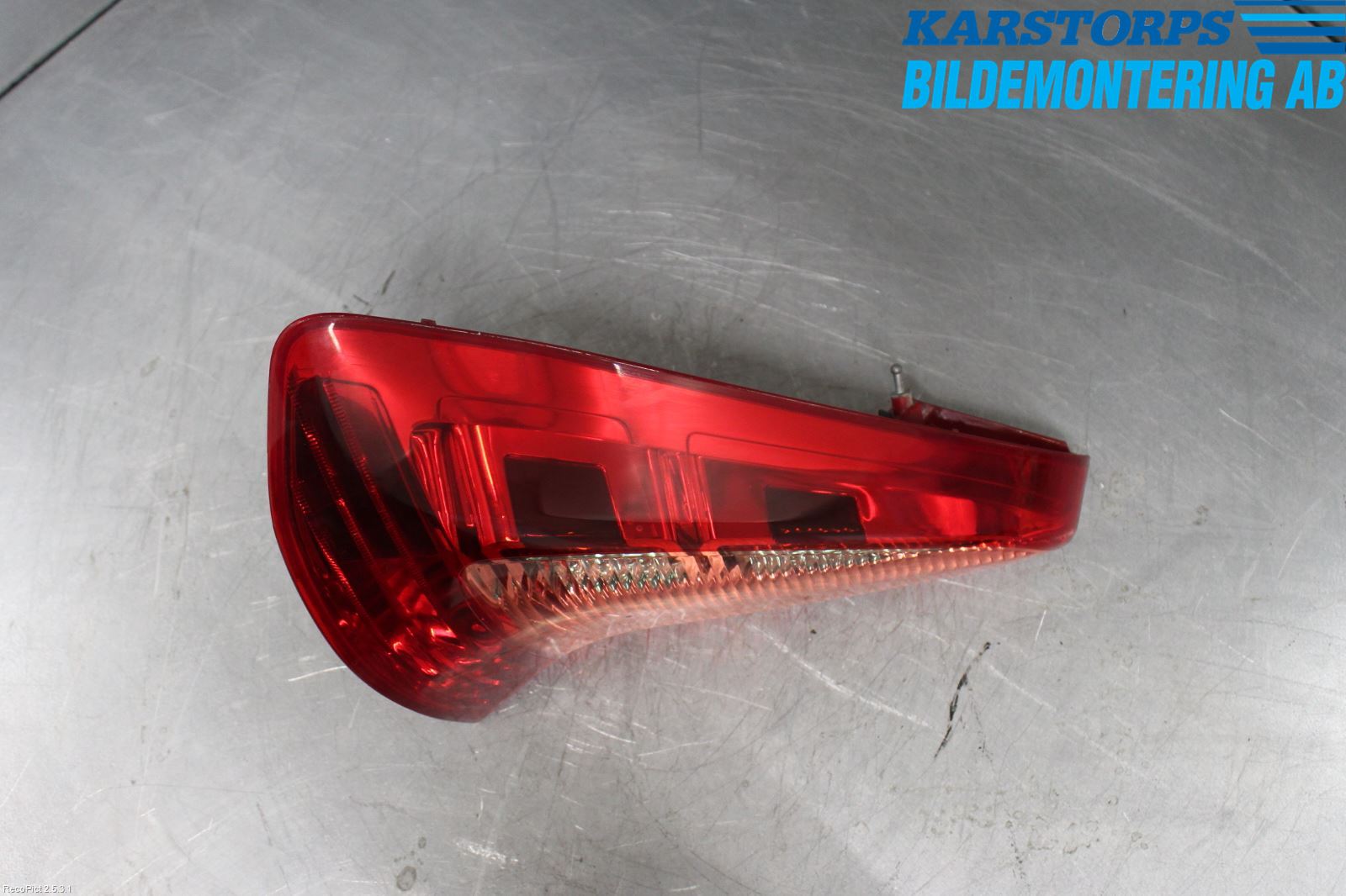 Citroen C4 I   05-10 Baklykt Venstre