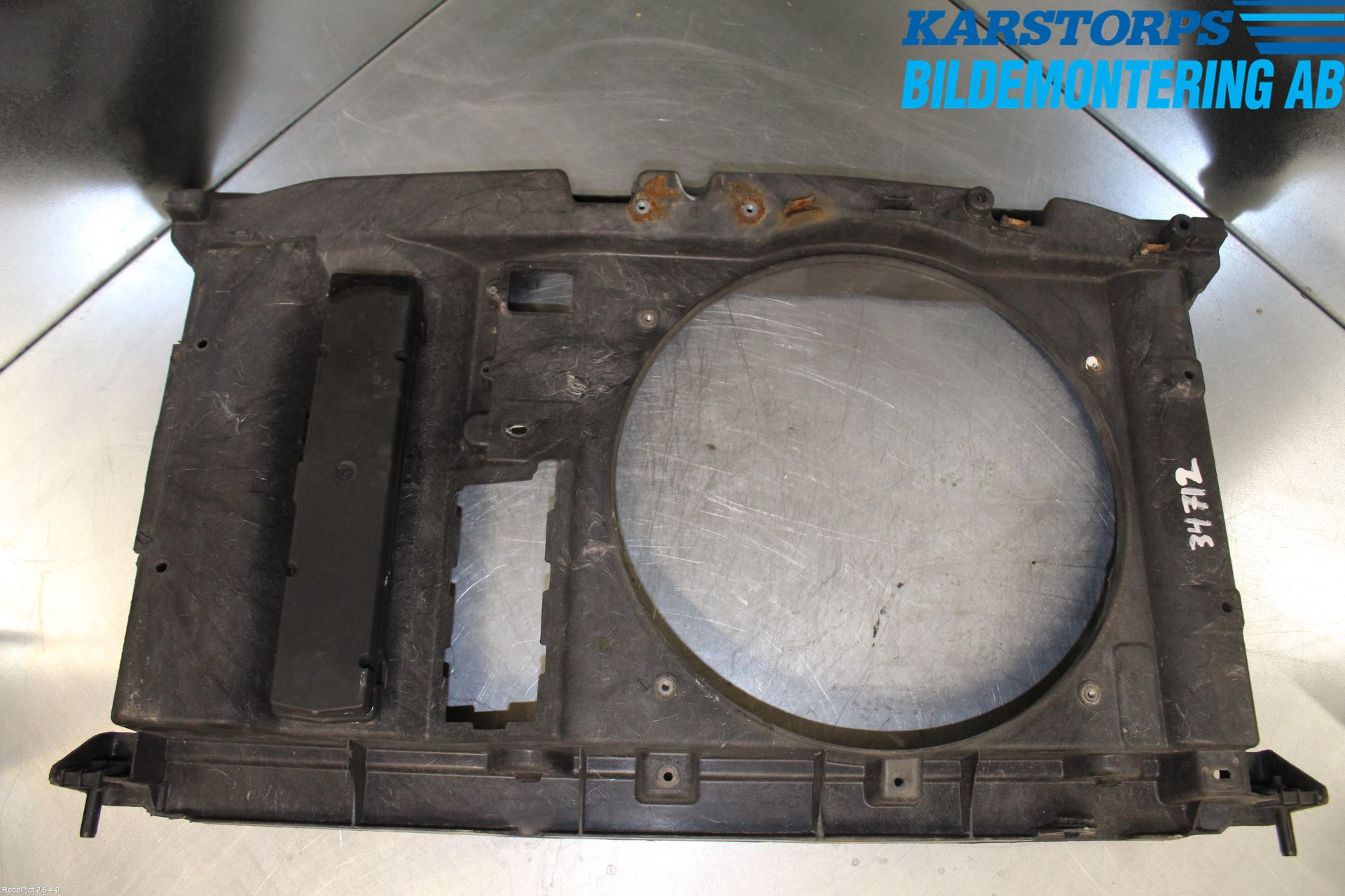 Peugeot 307     01-05 Kjølevifte-Radiator Hus-Kåpe