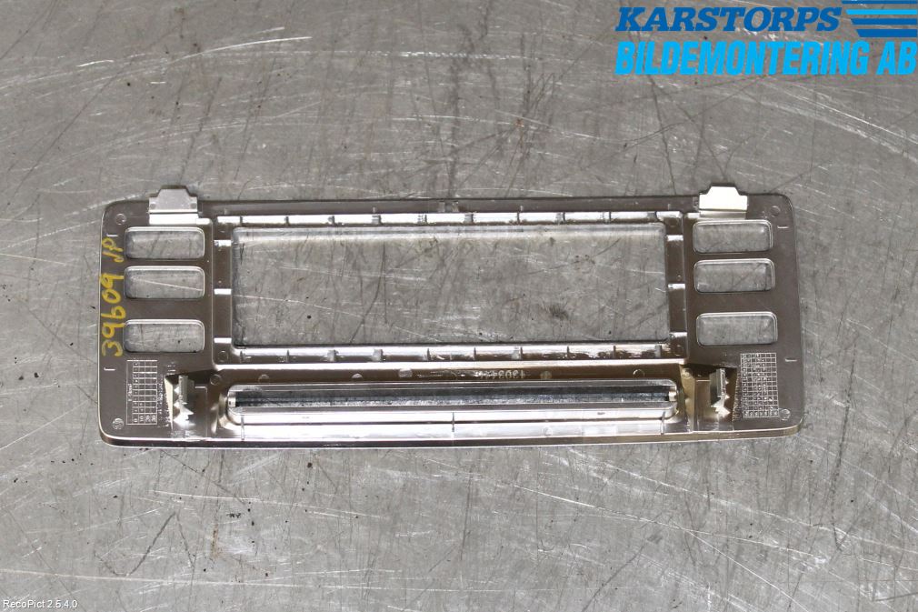 Volvo V70 08-13 Innr Radio Ramme