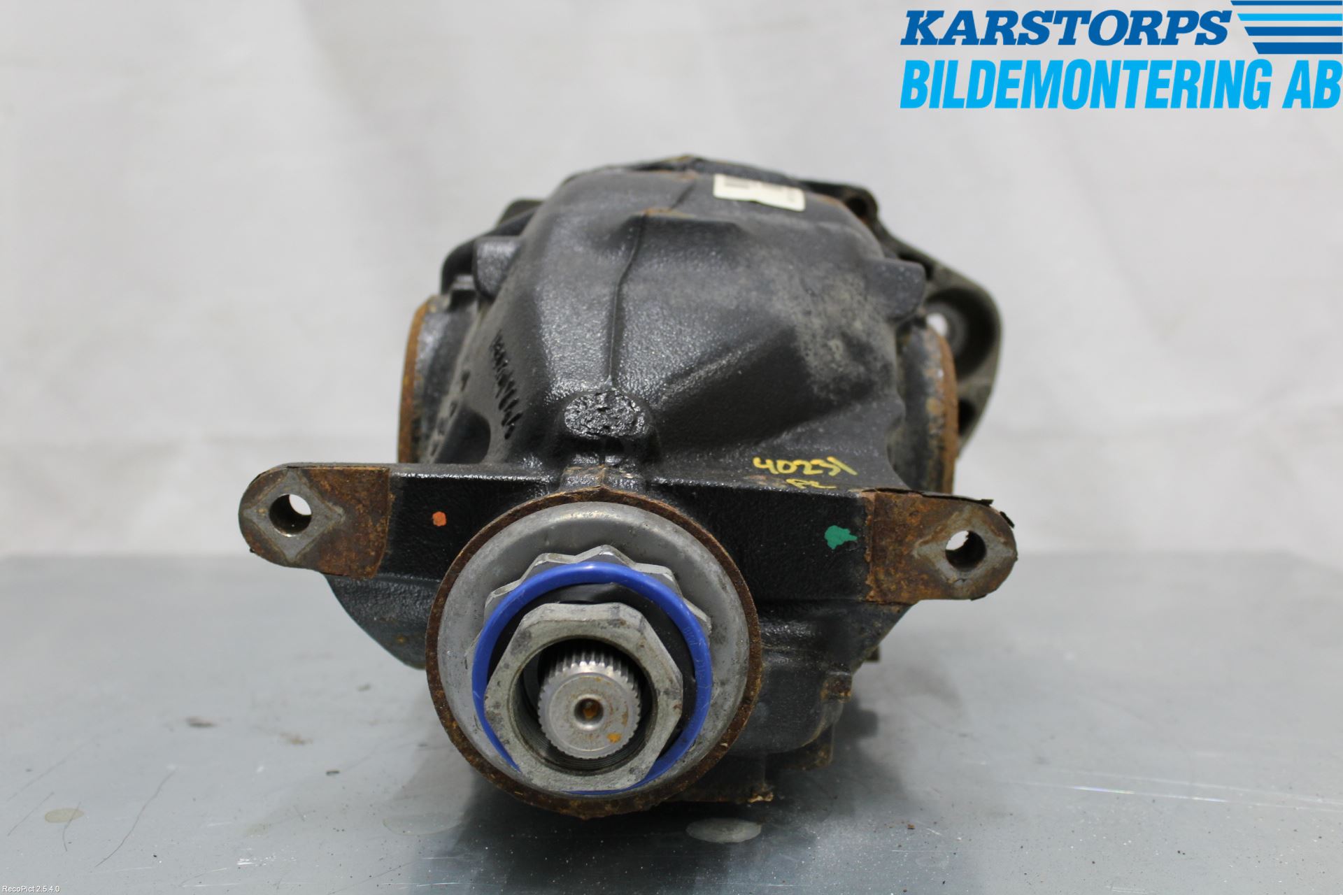 BMW 1 F20/F21 11-19 Bakaksel Kardang Bak -Diff