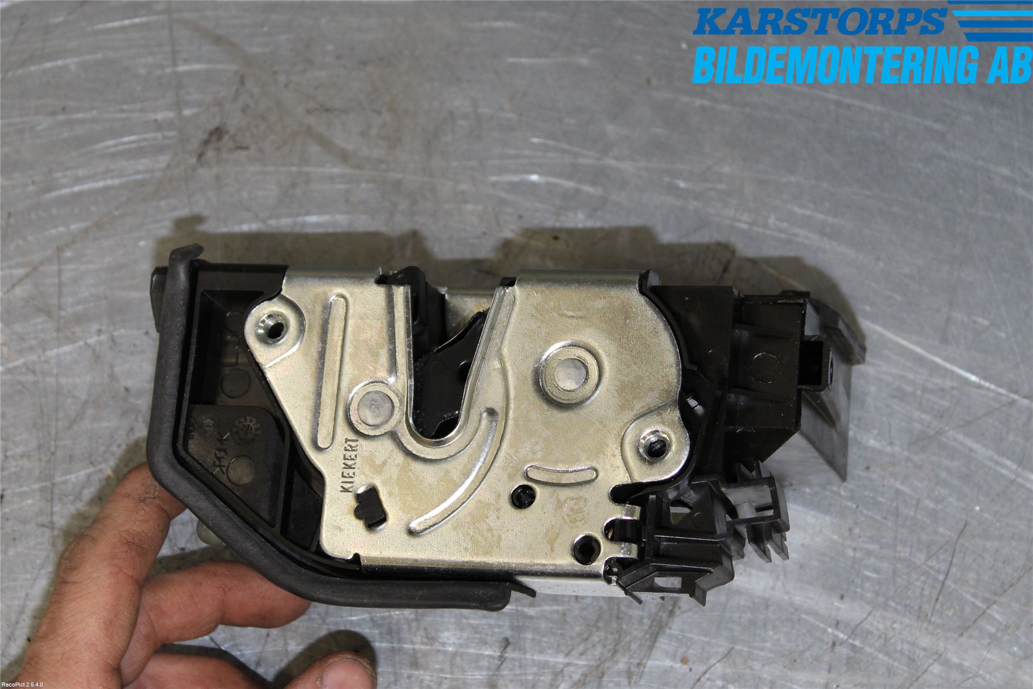 BMW 1 F20/F21 11-19 Dørlås - Låsekasse