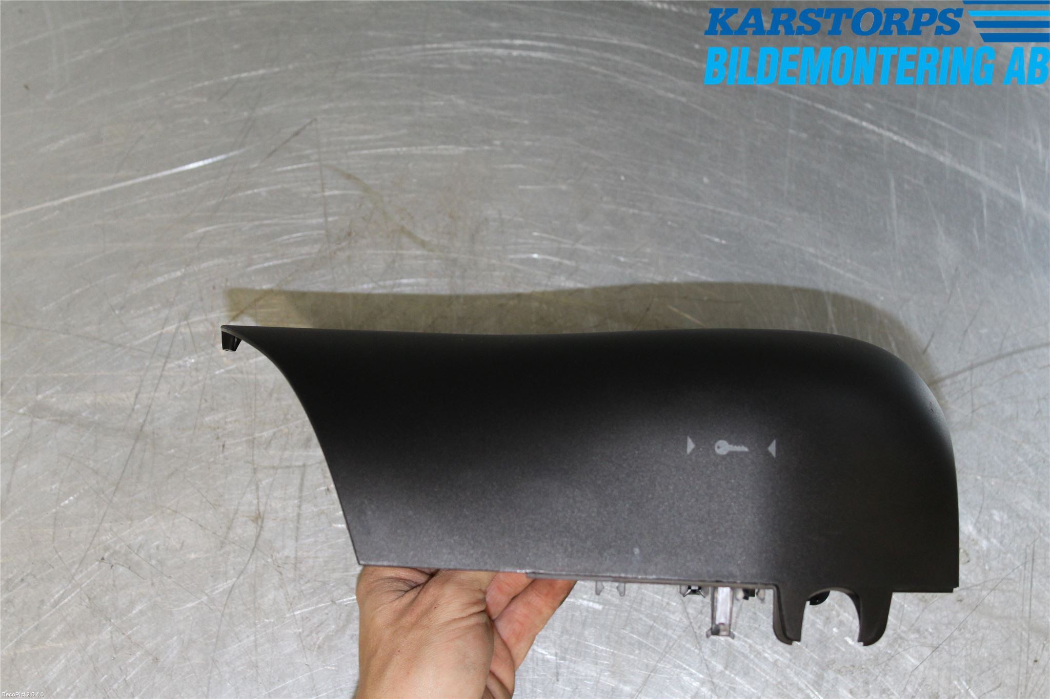 BMW 1 F20/F21 11-19 Rattdeksel - Deksler