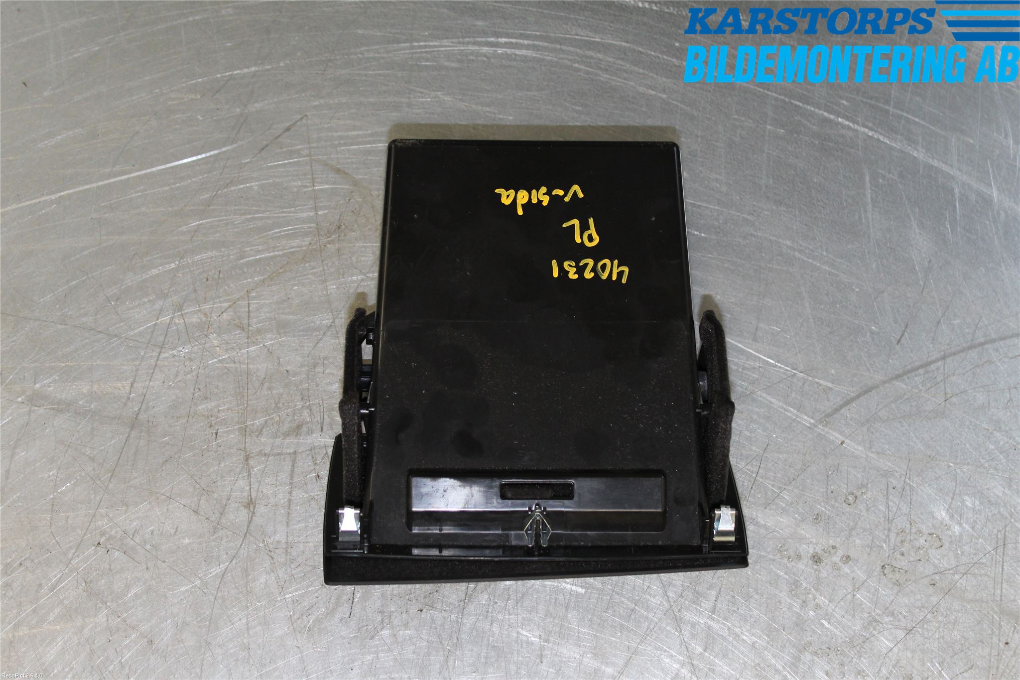 BMW 1 F20/F21 11-19 Innr Oppbevaringsrom