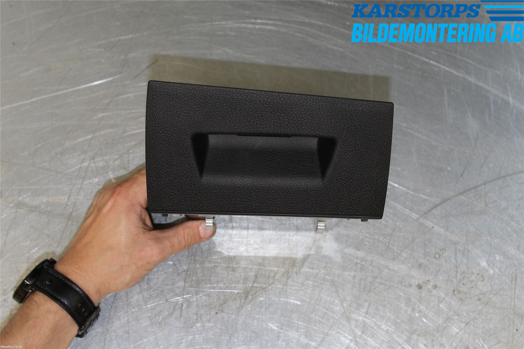 BMW 1 F20/F21 11-19 Innr Oppbevaringsrom