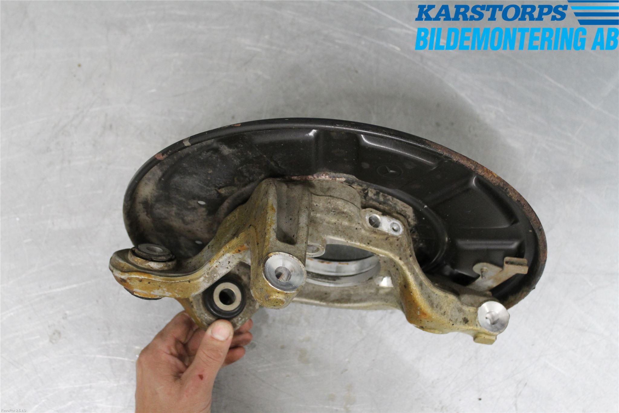 Mercedes-Benz MB E-KLASS (W212) 09-16 Spindel Hb