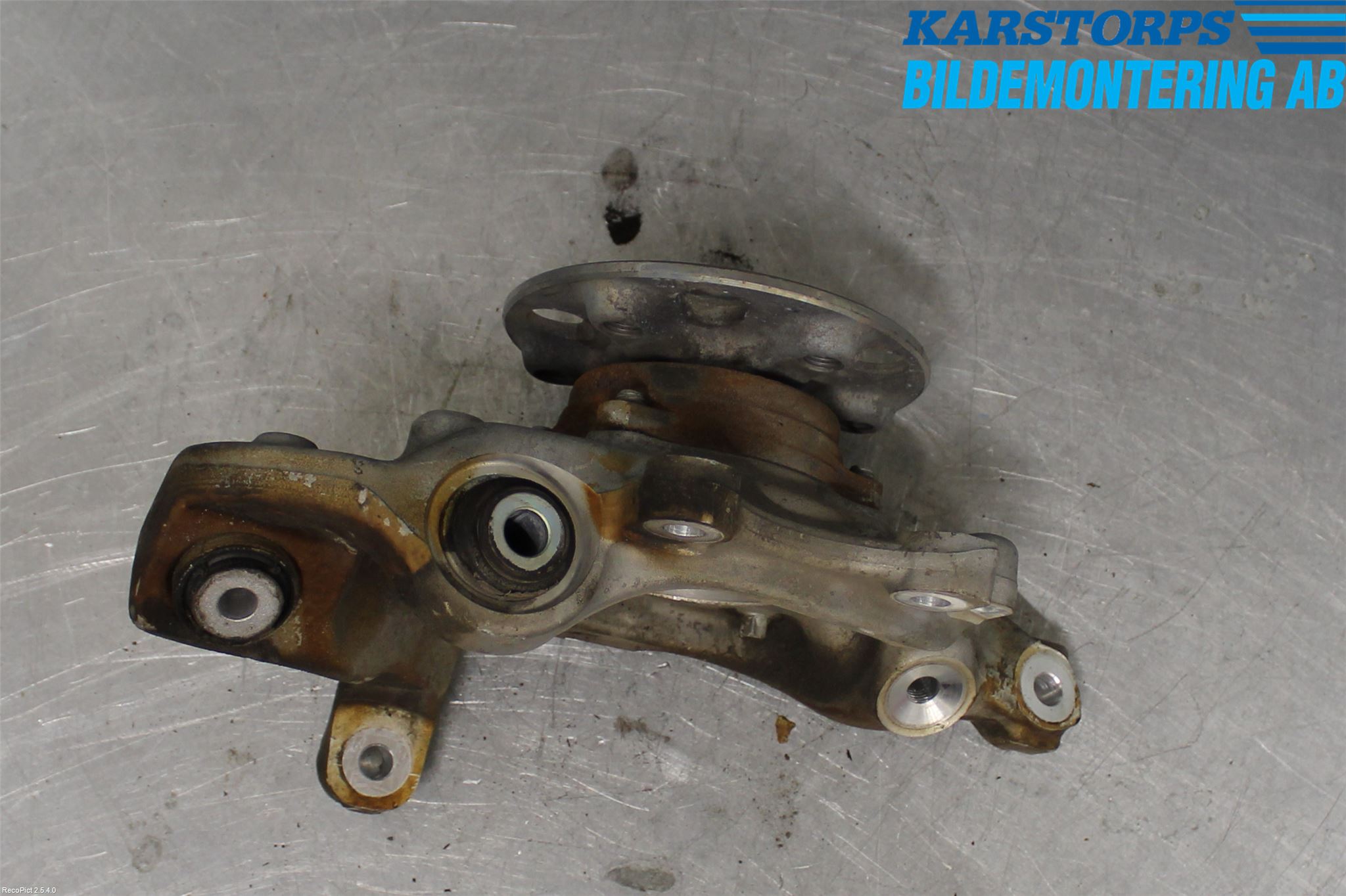 Mercedes-Benz MB C-KLASS (W205) 14-21 Spindel Vb
