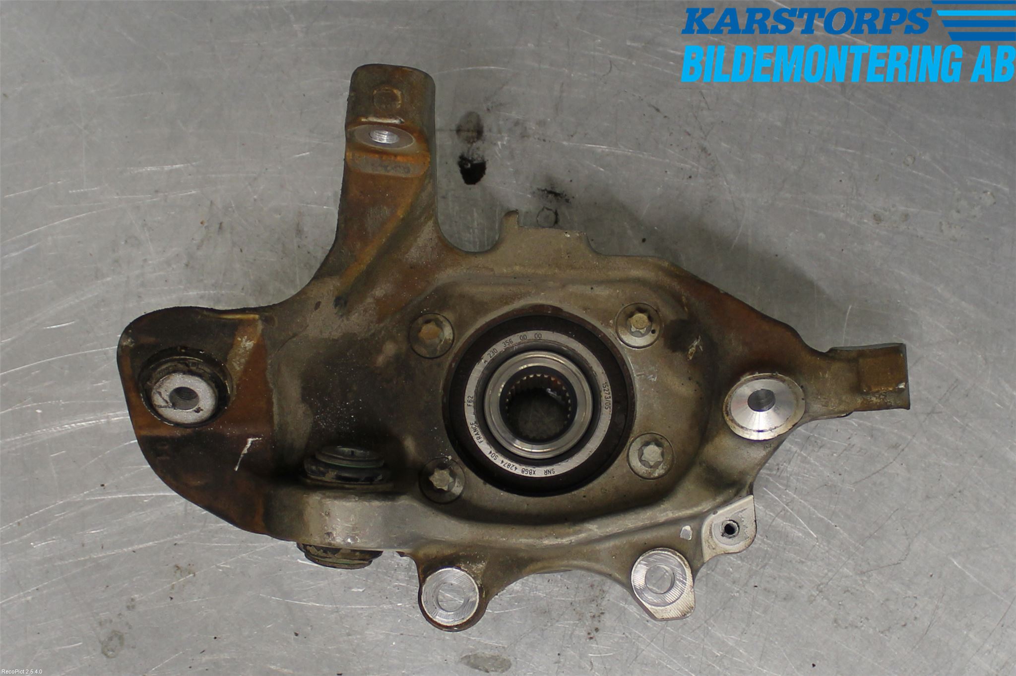 Mercedes-Benz MB C-KLASS (W205) 14-21 Spindel Hb