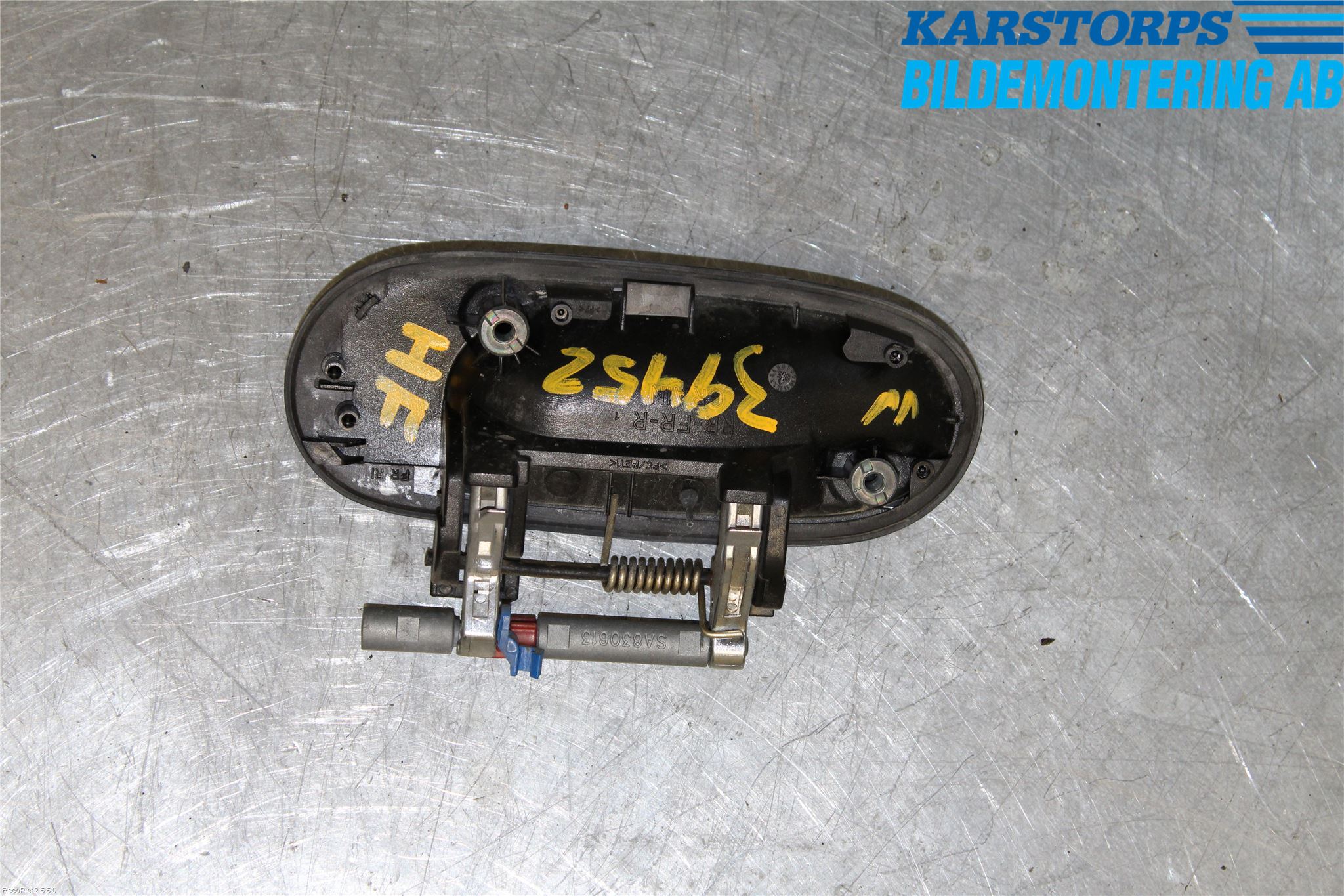 Nissan ALMERA    00-06 Dørhandtak Ytre Høyre
