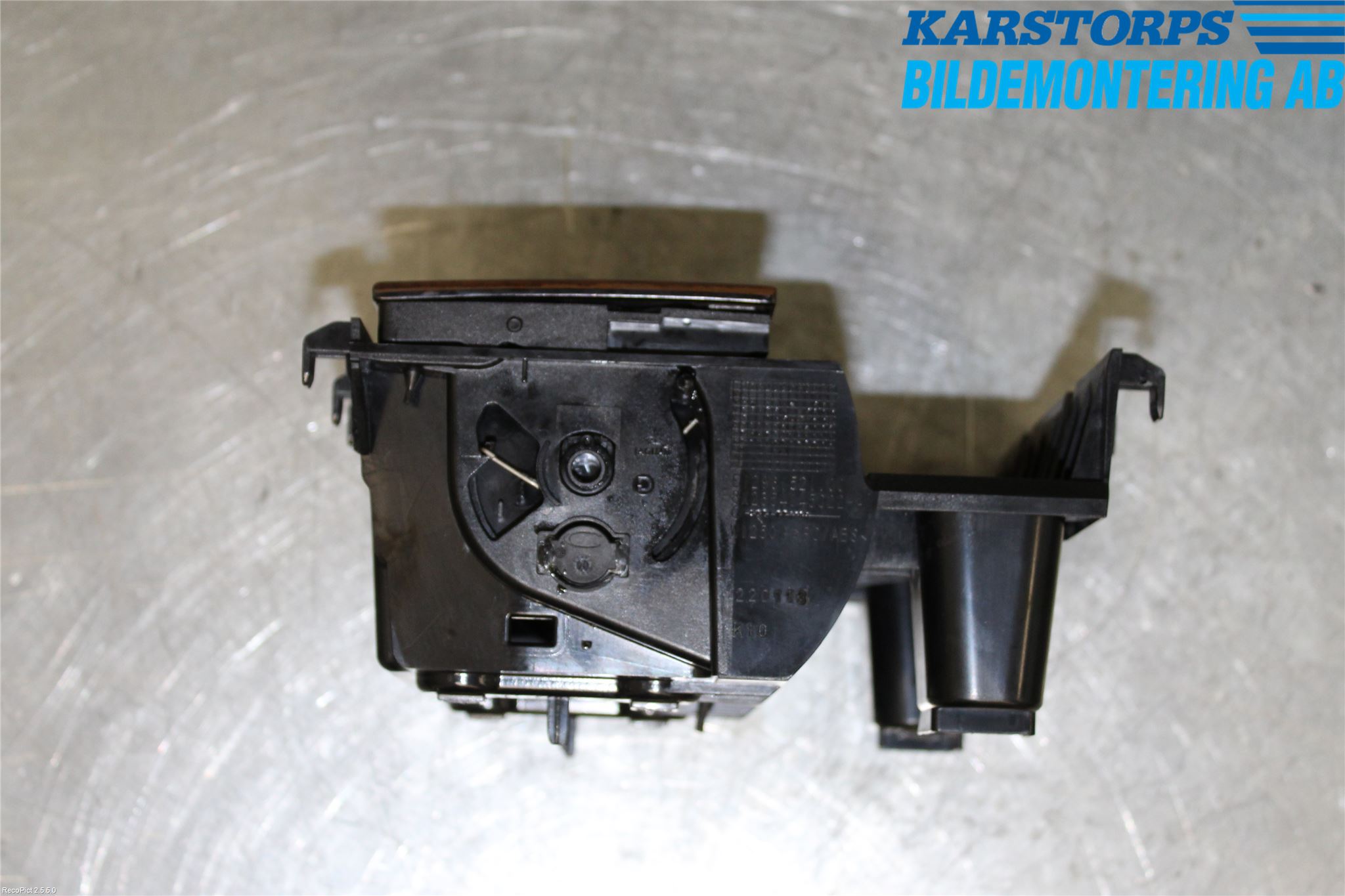 Jaguar XF 08-15 Innr Koppholder