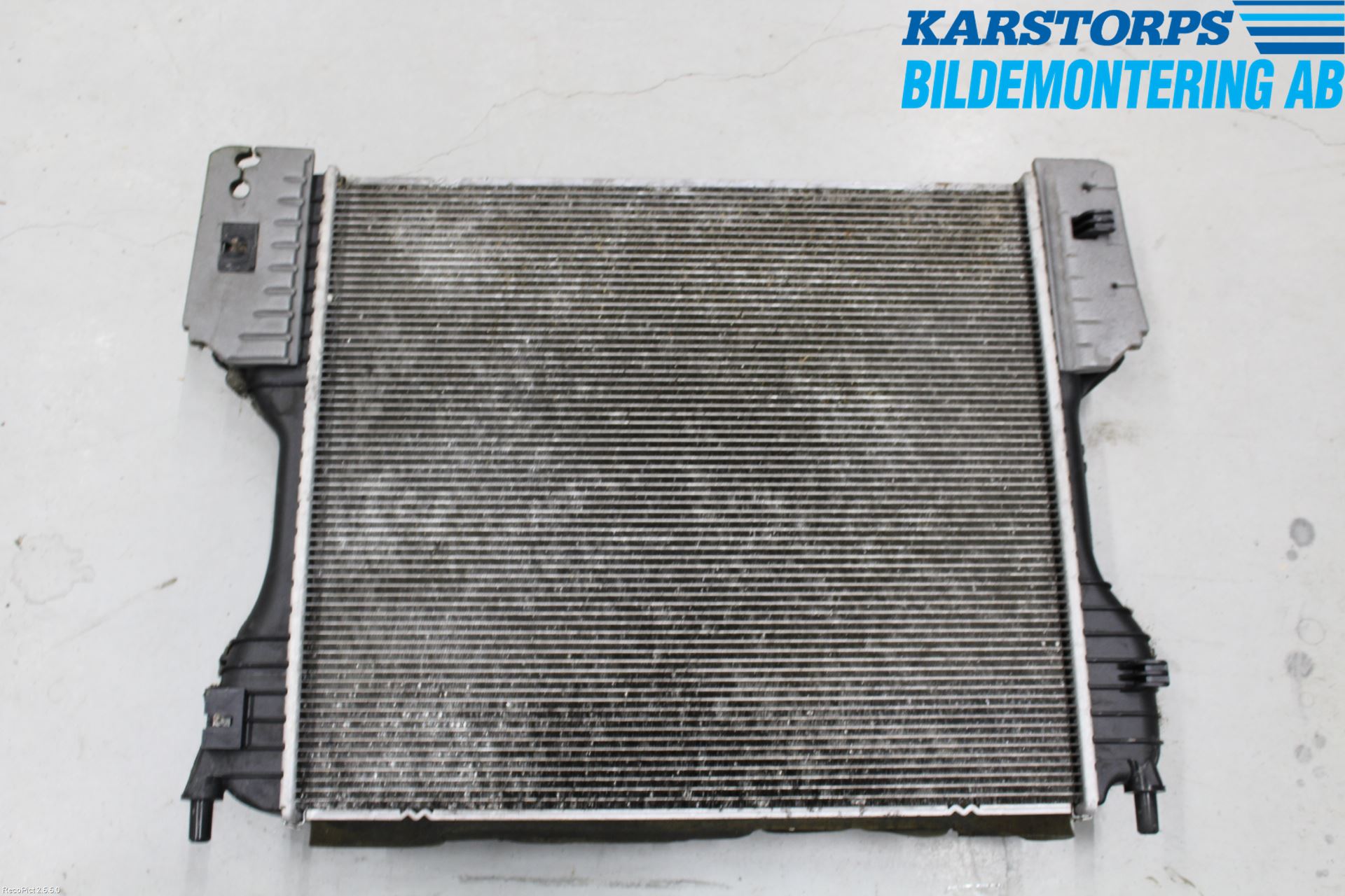 Jaguar XF 08-15 Radiator Automat