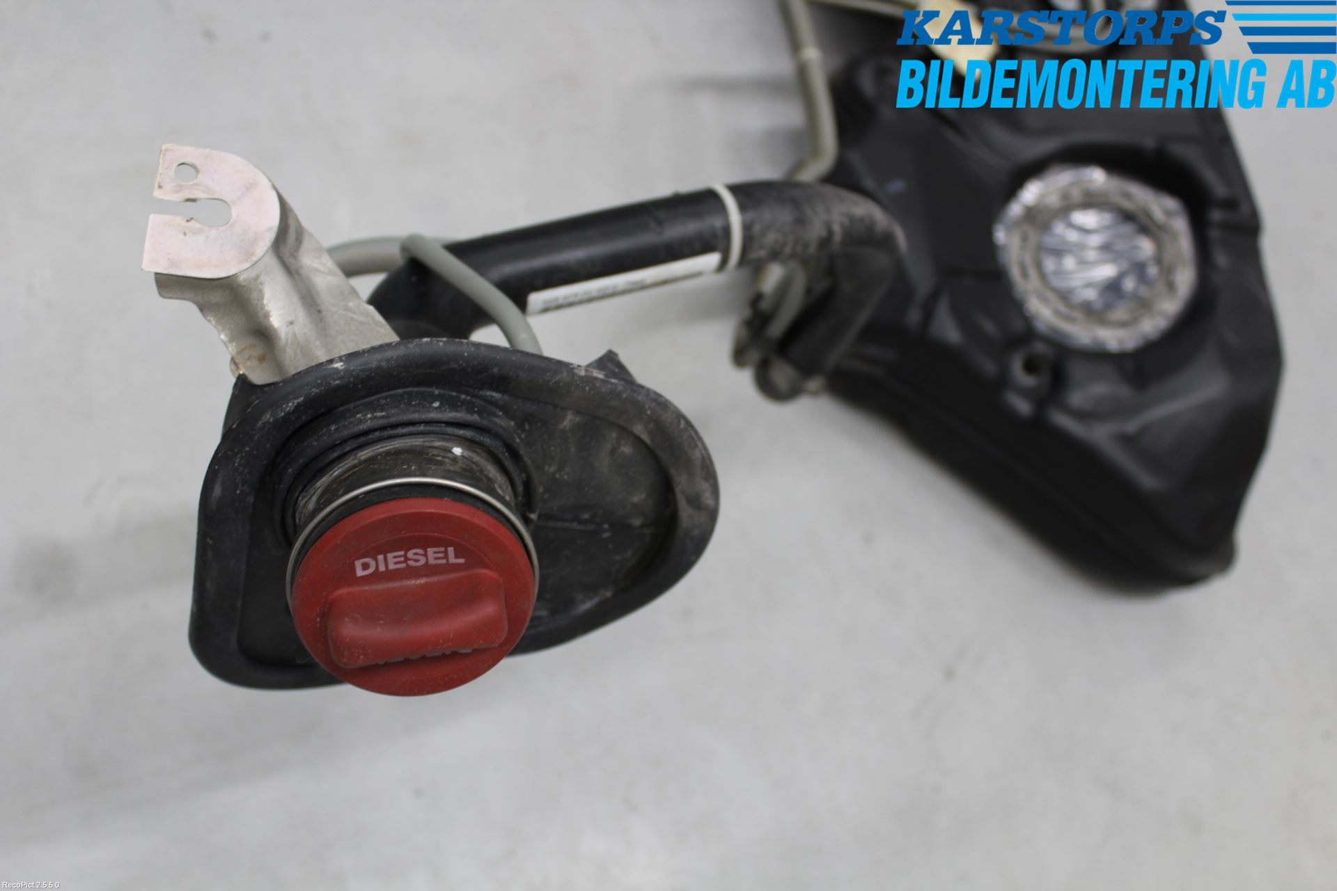 Mercedes-Benz MB E-KLASS (W212) 09-16 Drivstofftank Diesel
