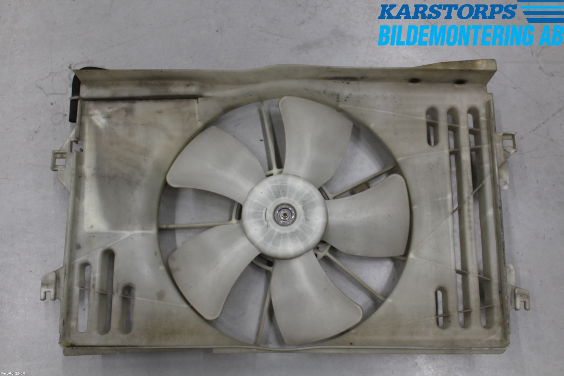 Toyota COROLLA VERSO 04-07 Kjølevifte Elektrisk