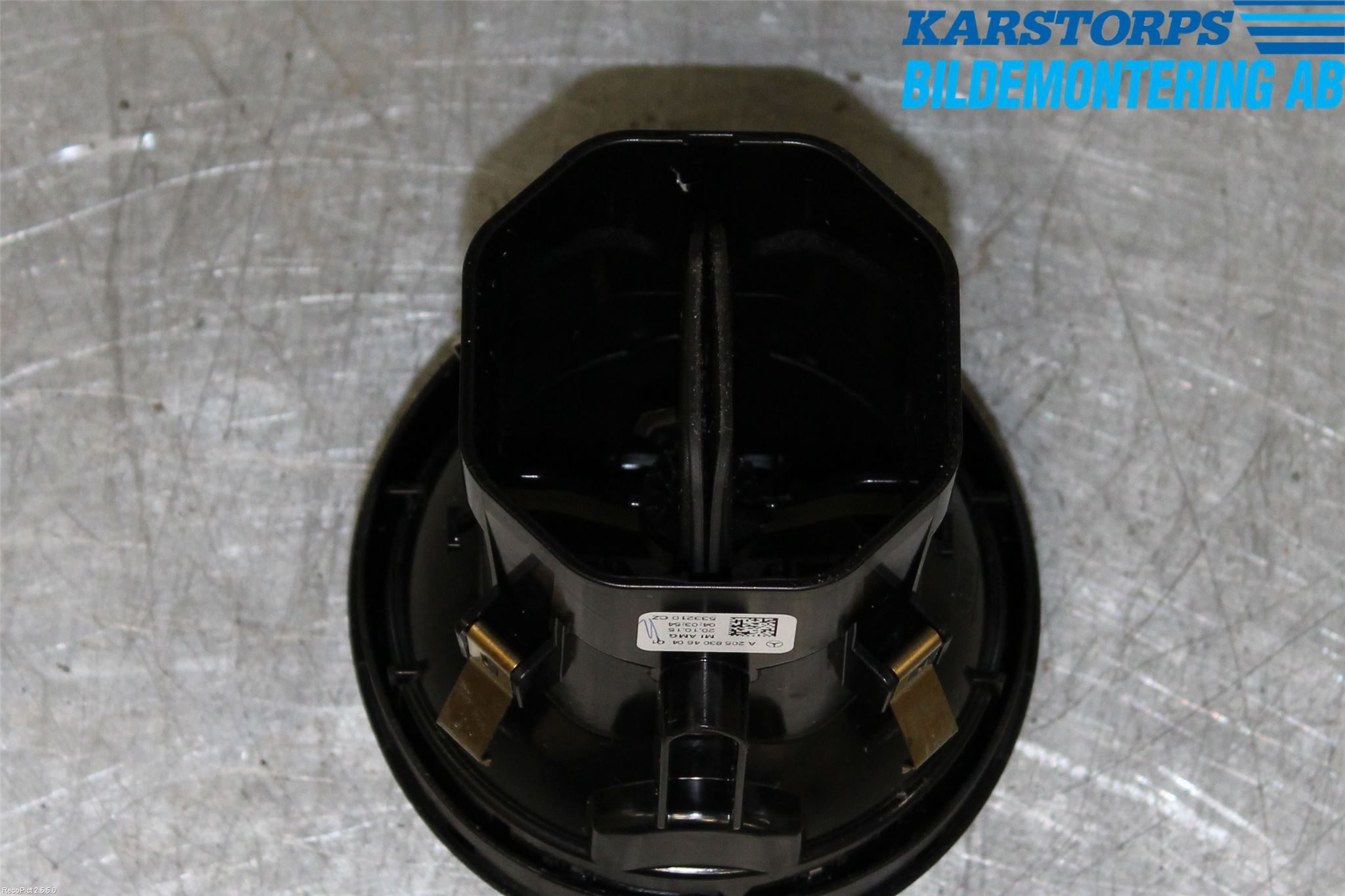 Mercedes-Benz MB C-KLASS (W205) 14-21 Dashbord Kanal - Dyse