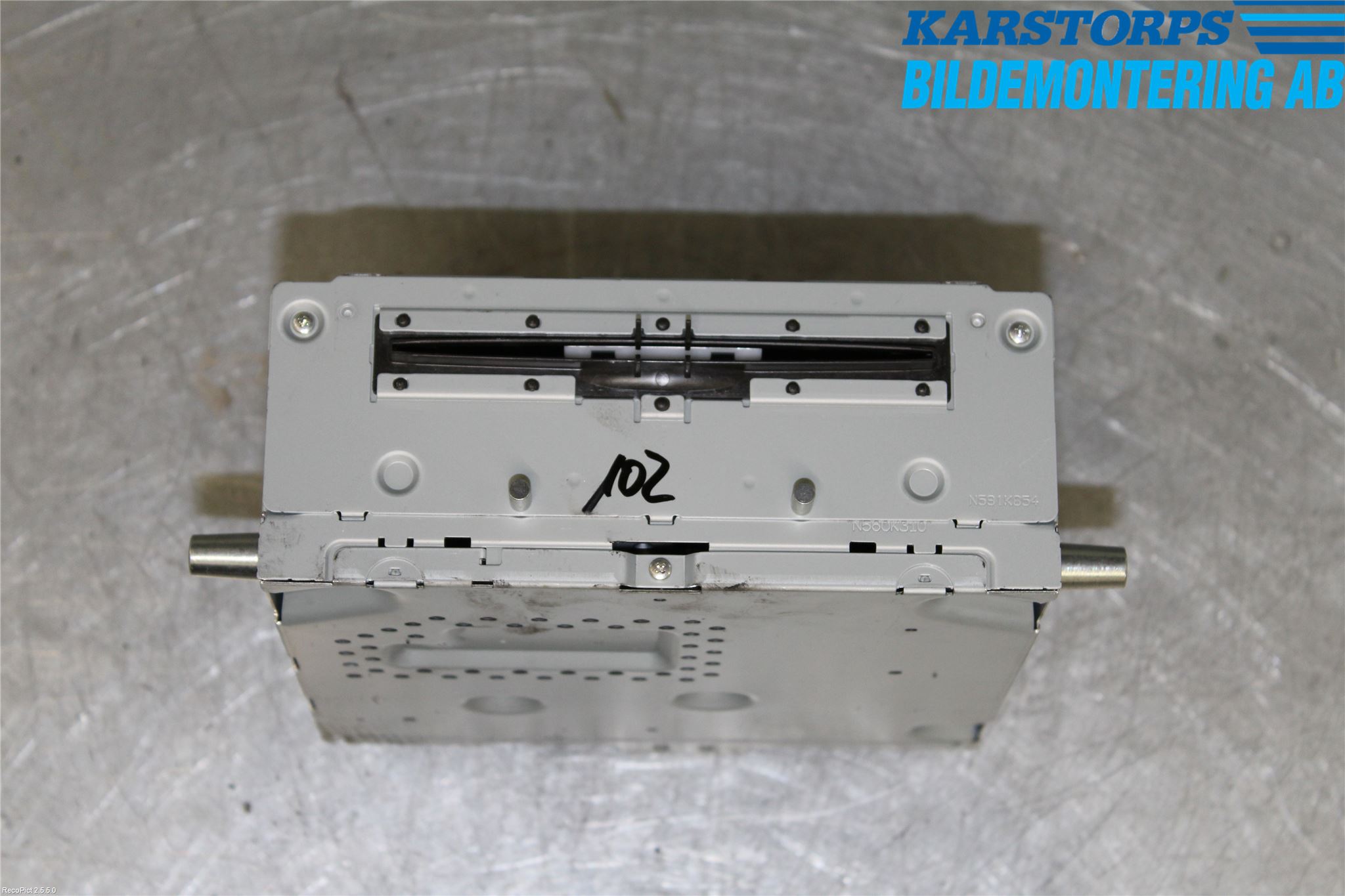 Mercedes-Benz MB C-KLASS (W205) 14-21 Stereo Radio Med Cd
