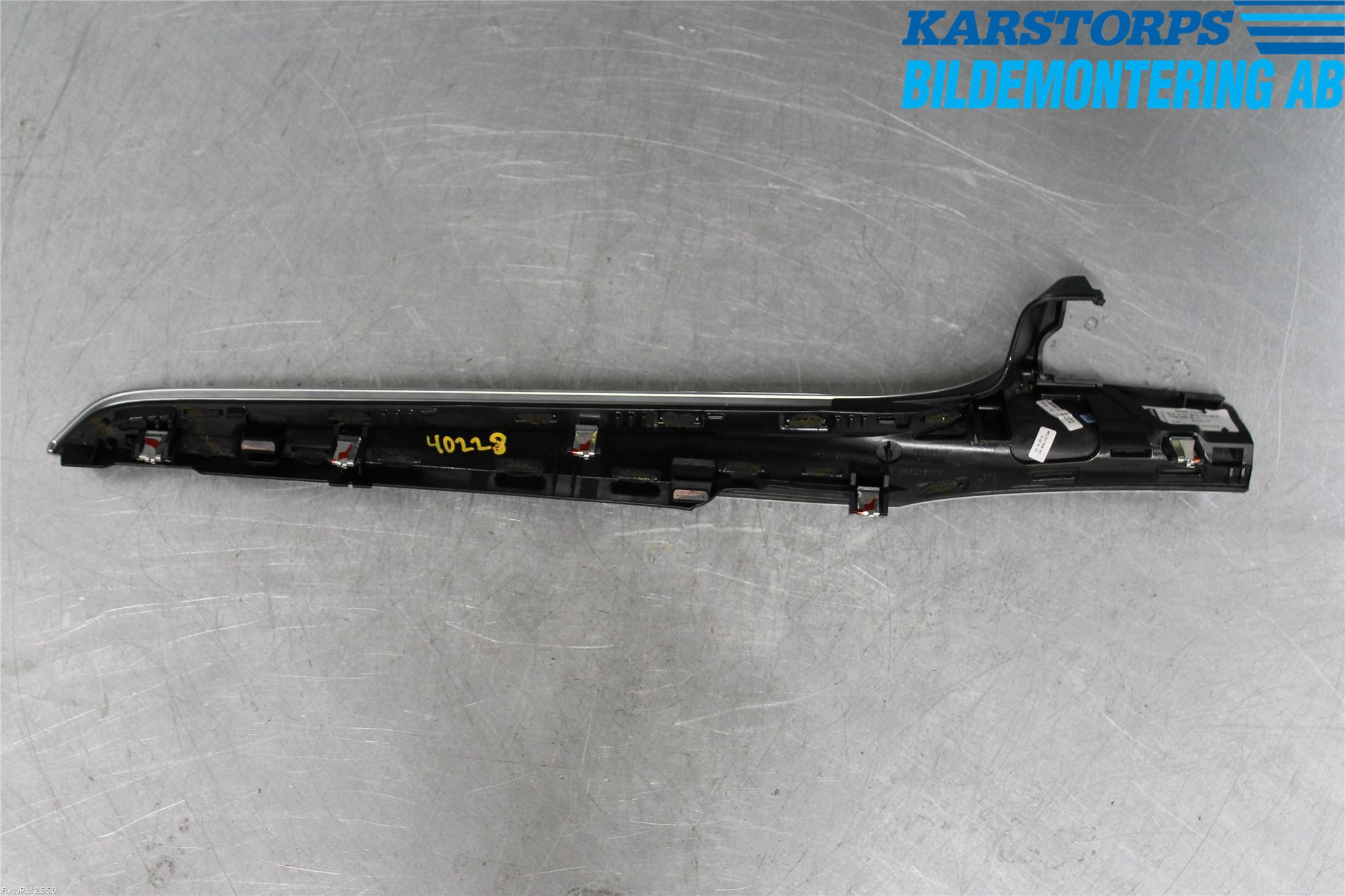 Mercedes-Benz MB C-KLASS (W205) 14-21 Innr Dekor Instrbord