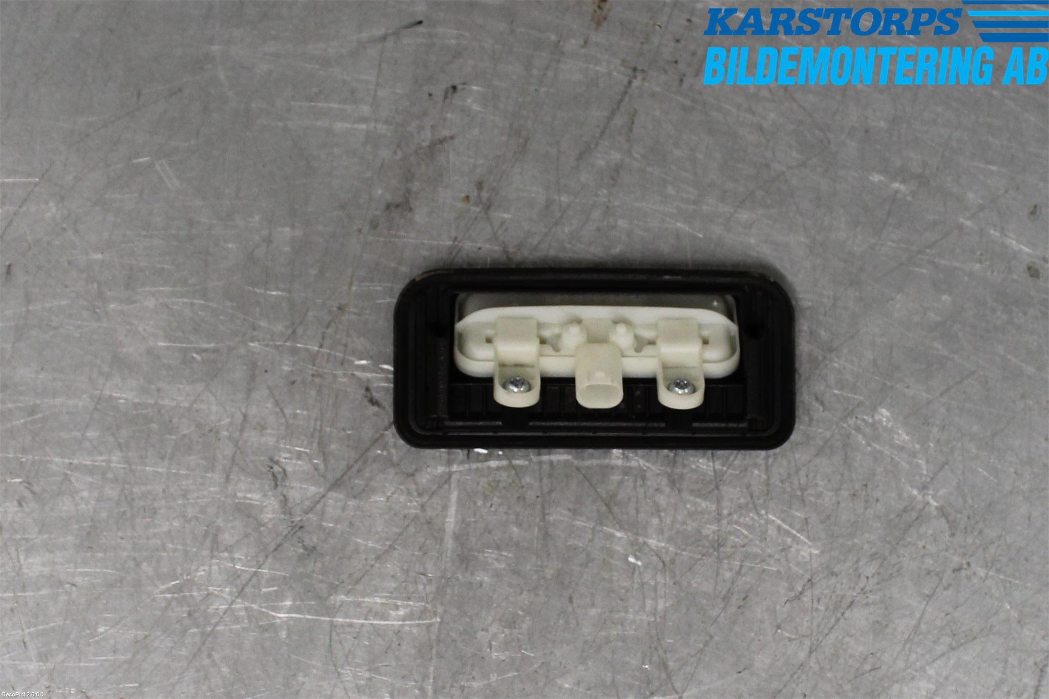 Mercedes-Benz MB E-KLASS (W212) 09-16 Bakluke Handtak Ytre