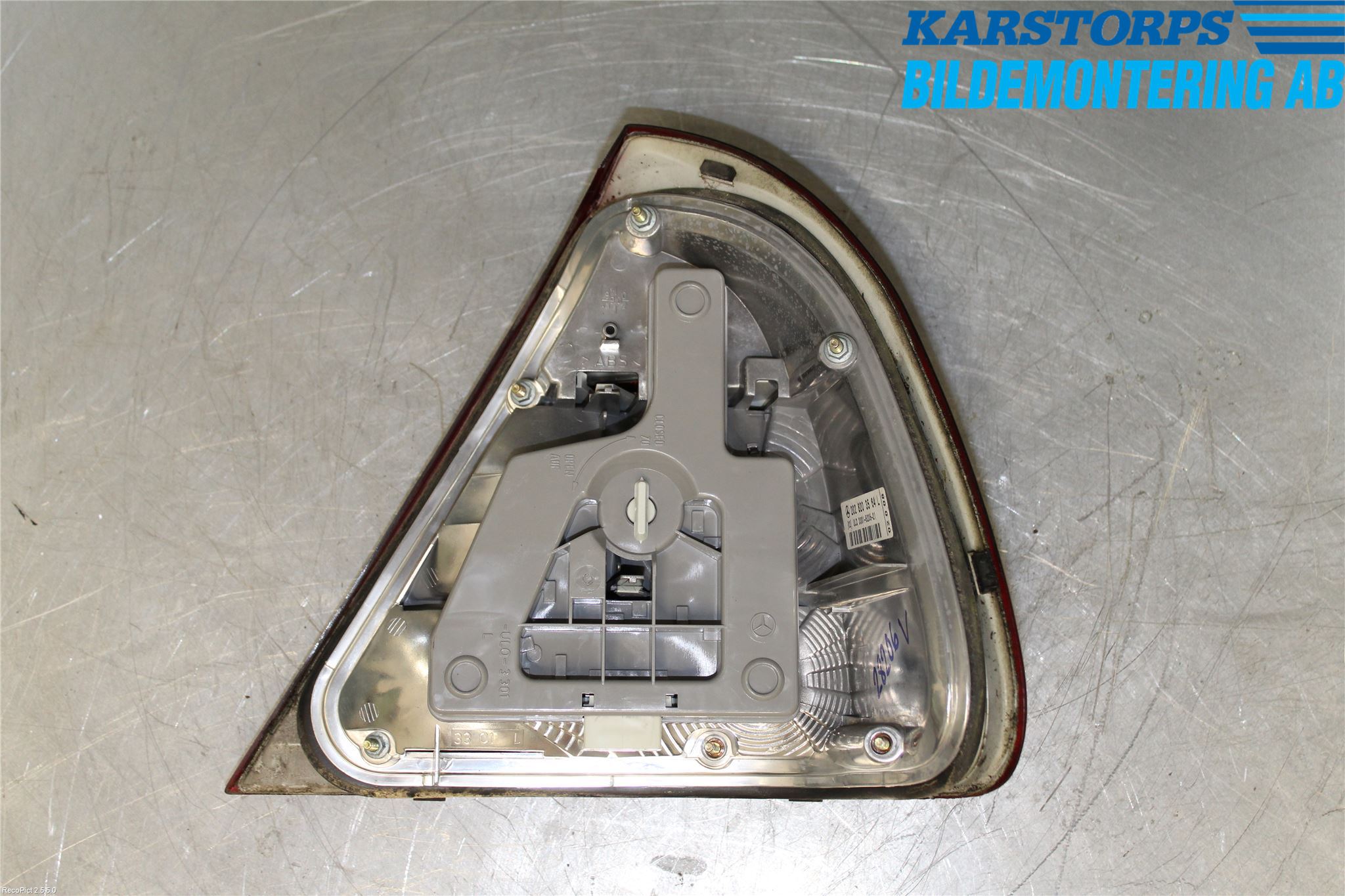 Mercedes-Benz MB C (W202) 94-00 Baklykt Venstre