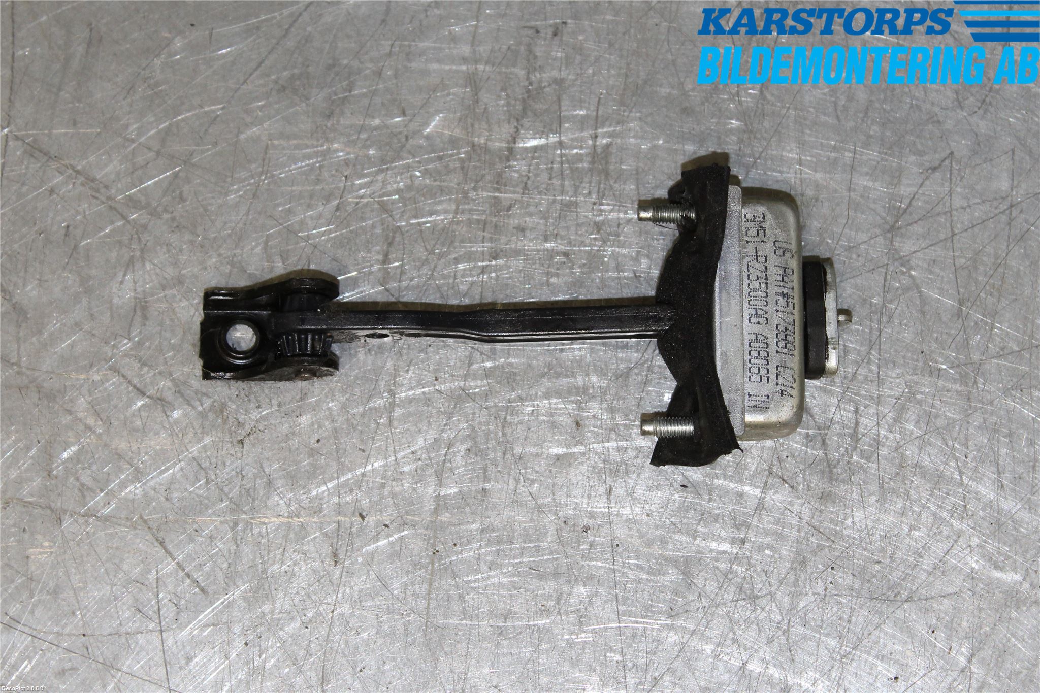 Ford KUGA 08-12 Dørstopper