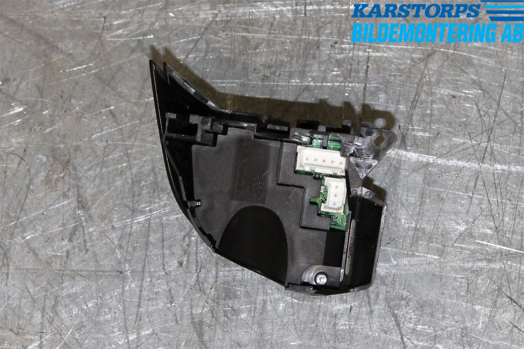 Volvo V70 05-08 Bryter Ratt Radio-Stereo