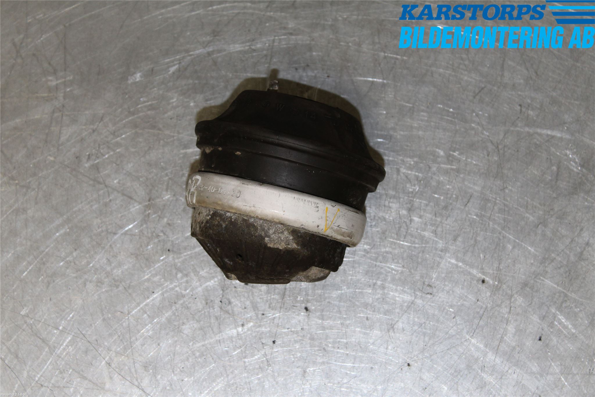 Mercedes-Benz MB C (203) 00-07 Motor Feste Gummi
