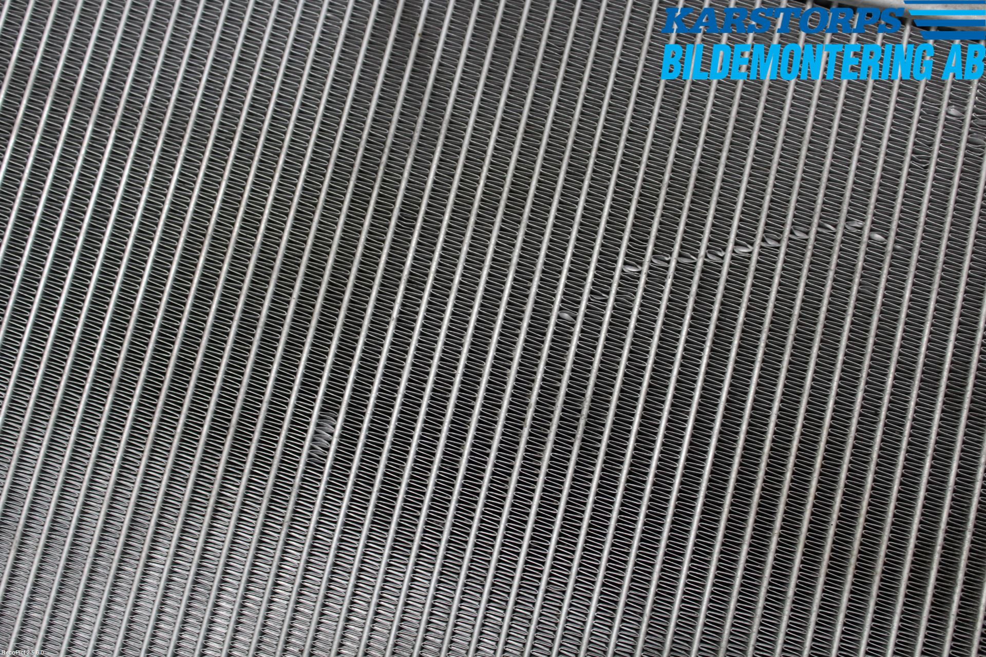 Volkswagen VW PASSAT 05-11 Radiator Automat