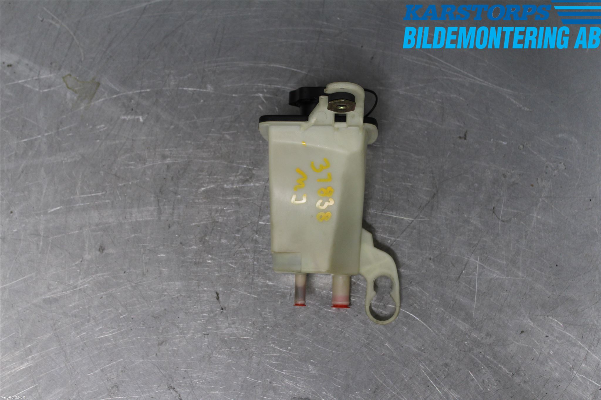Jaguar XJ X350        03-09 Servo Oljebeholder