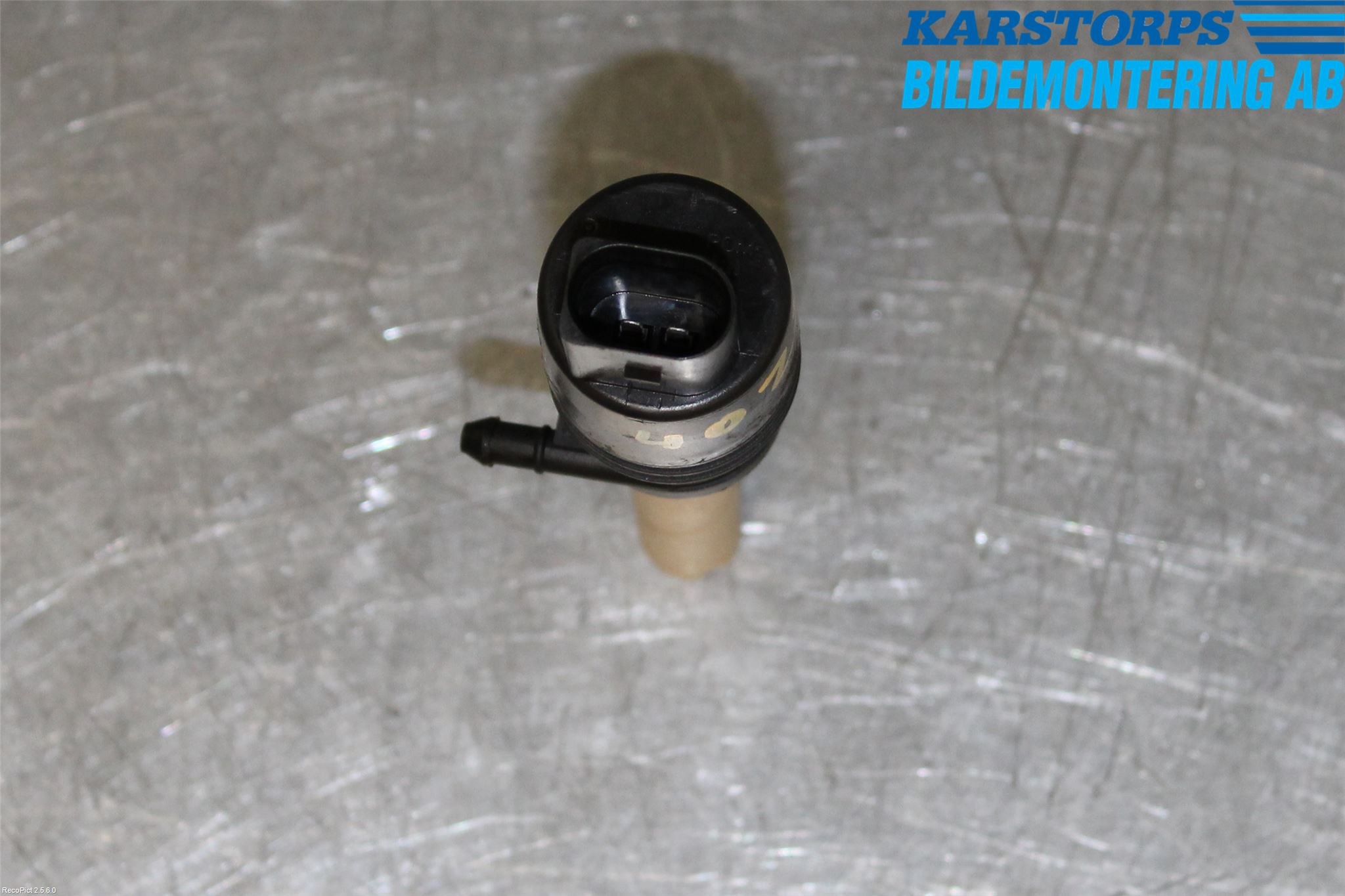 Mercedes-Benz MB E-KLASS (W212) 09-16 Spylerpumpe Frontrute