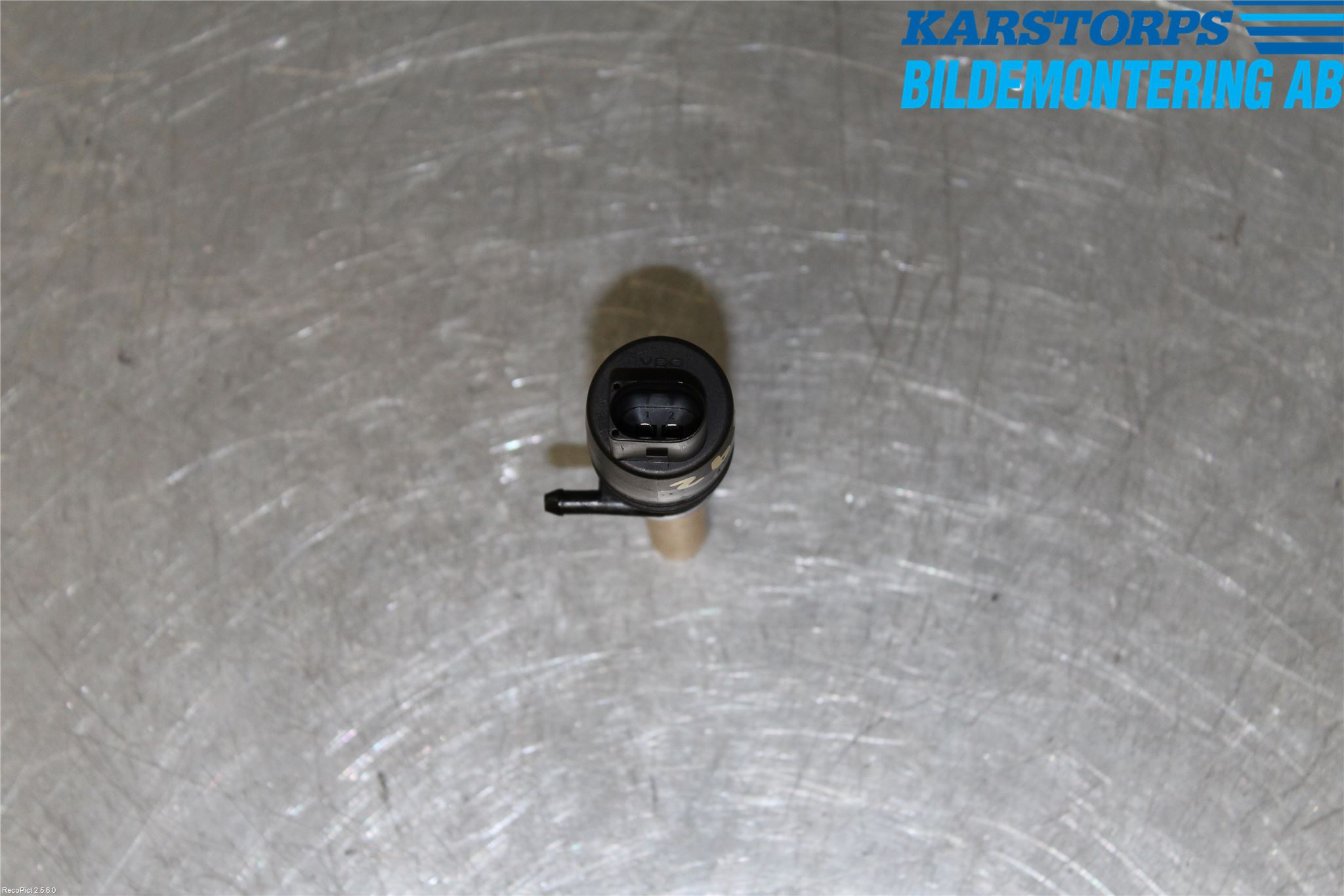 Mercedes-Benz MB C (203) 00-07 Spylerpumpe Frontrute