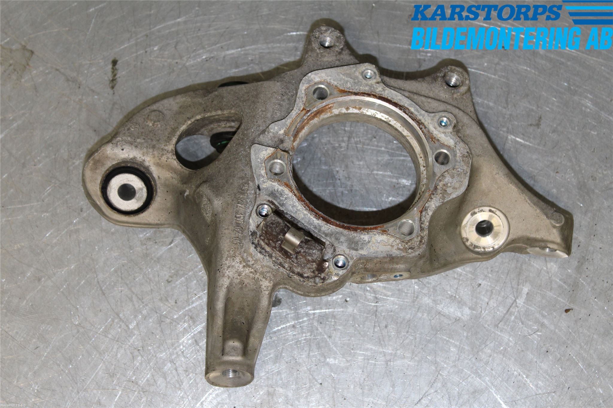 Mercedes-Benz MB E-KLASS (W212) 09-16 Spindel Hb