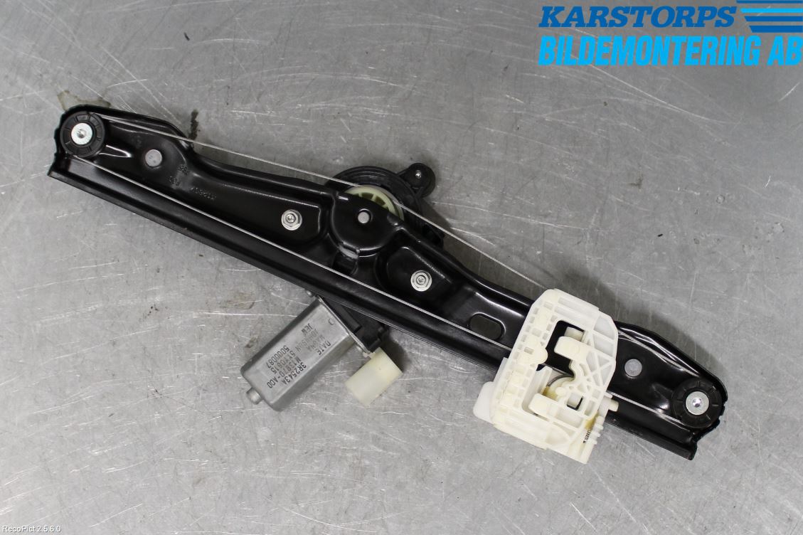 BMW 1 F20/F21 11-19 Vindusheis El Komp