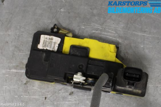 Volvo XC70 05-07 Dørlås - Låsekasse