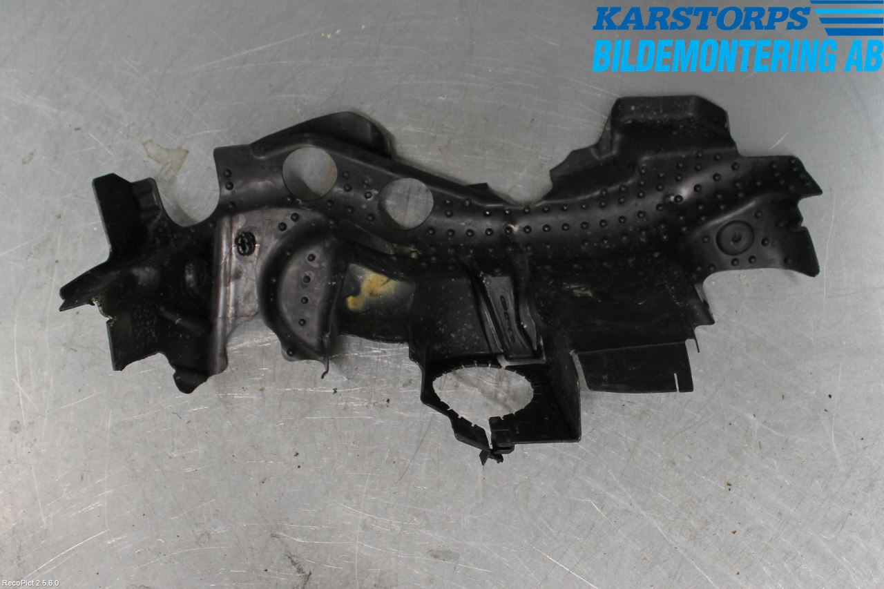 Mercedes-Benz MB C-KLASS (W205) 14-21 Luftstyring Front