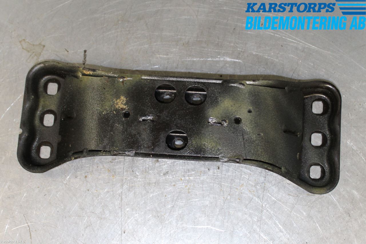 Mercedes-Benz MB C-KLASS (W205) 14-21 Gearkasse Bjelke - Travers