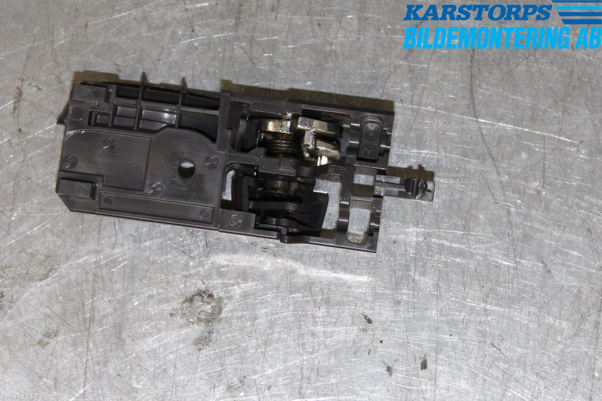 Suzuki SWIFT 05-10 Innr Dørhandtak H Indre
