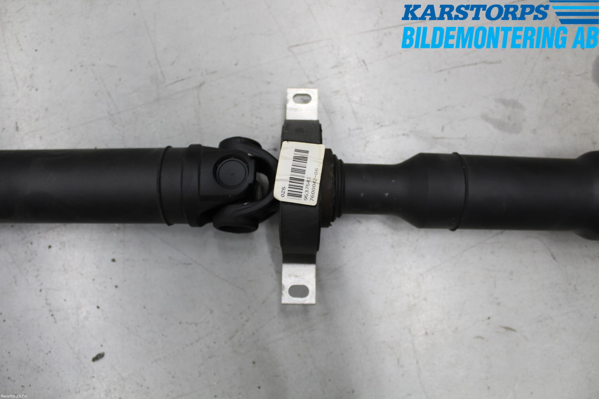 BMW 3 F30/F31/F80 12-19 Mellomaksel Kompl