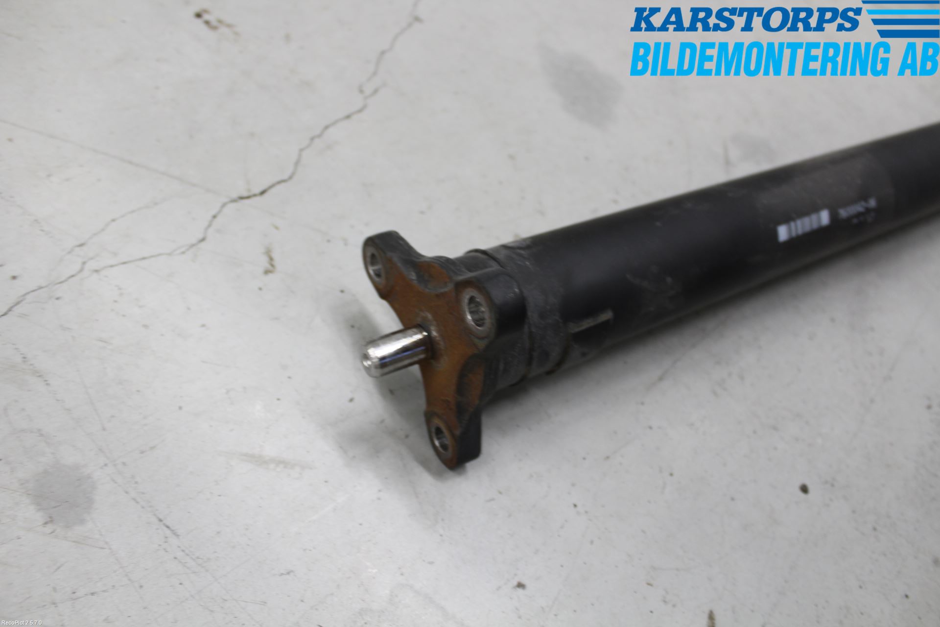 BMW 3 F30/F31/F80 12-19 Mellomaksel Kompl