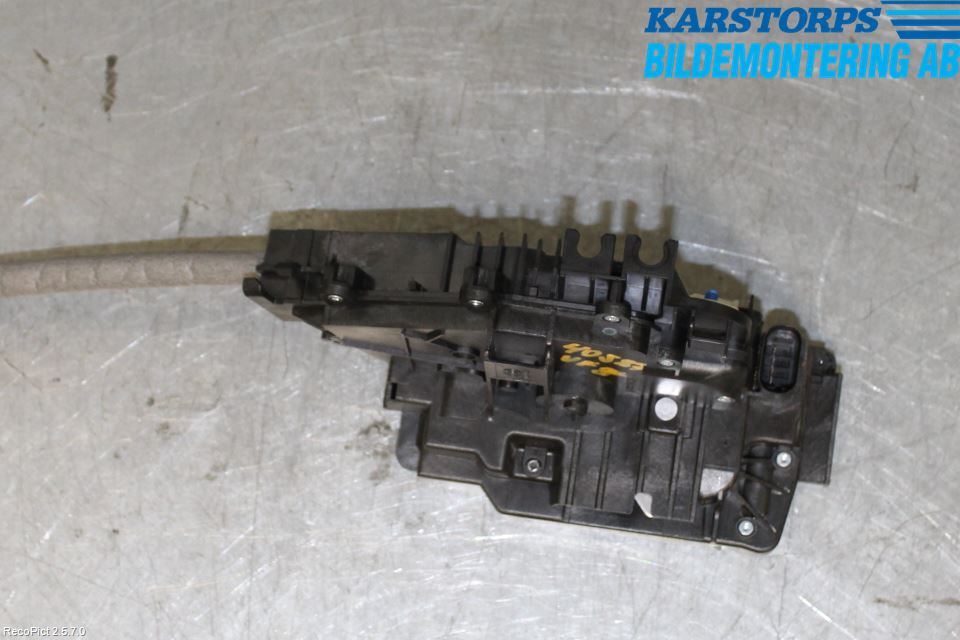 Mercedes-Benz MB C-KLASS (W205) 14-21 Dørlås - Låsekasse