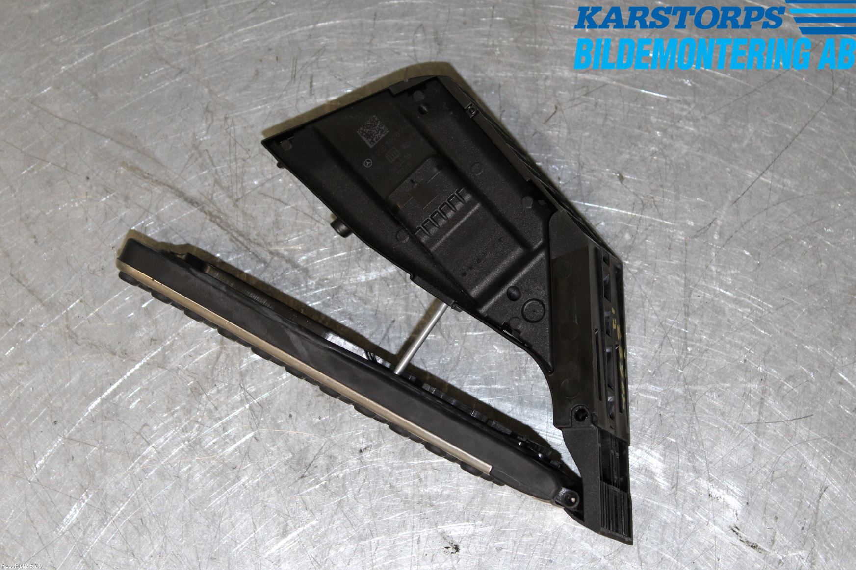 Mercedes-Benz MB C-KLASS (W205) 14-21 Gasspedal