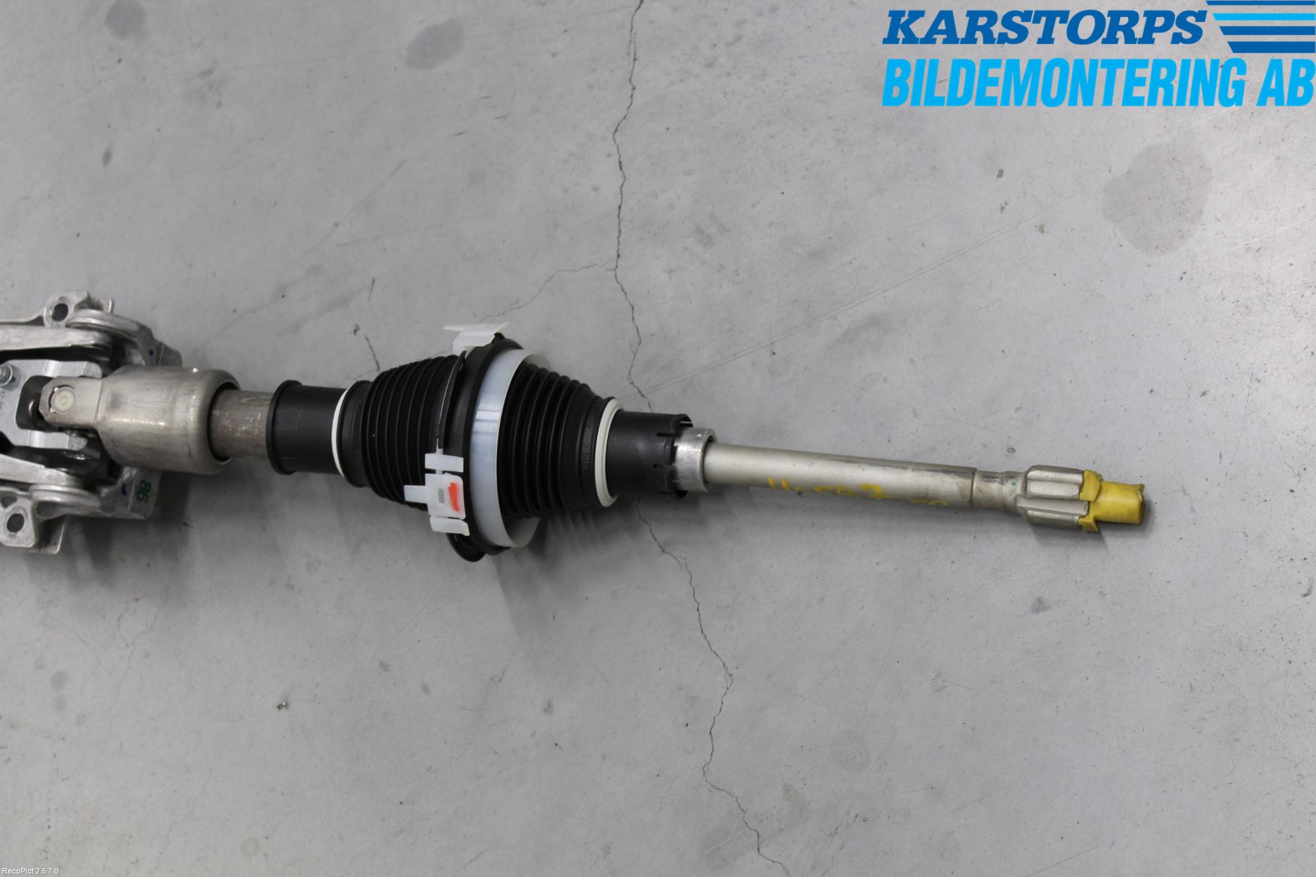 Mercedes-Benz MB C-KLASS (W205) 14-21 Rattakselaggregat Justerbart
