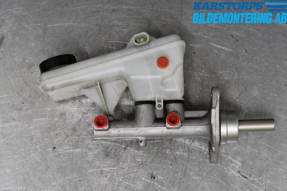 Renault TRAFIC   02-14 Brems Hovedsylinder