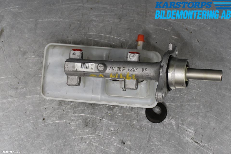 Renault TRAFIC   02-14 Brems Hovedsylinder