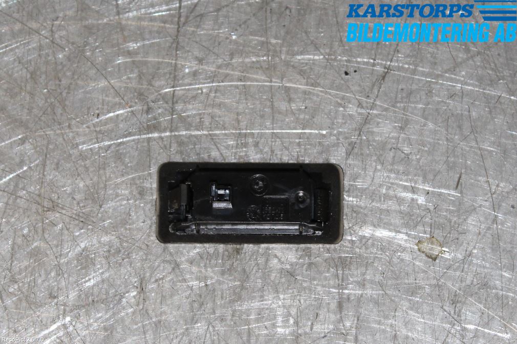 BMW 3 F30/F31/F80 12-19 Skilt Belysning