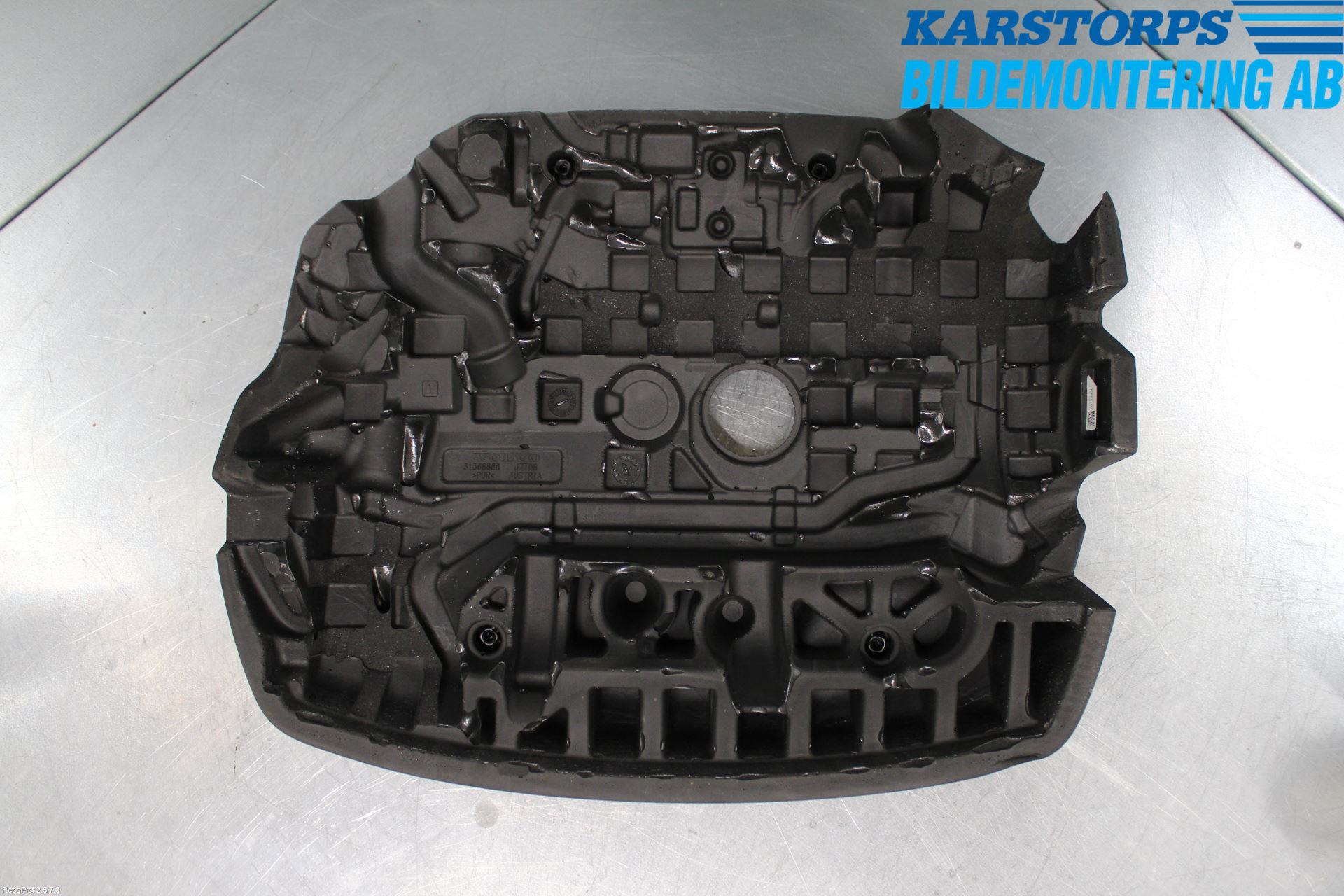 Volvo V70 14-16 Motor Deksel Over Motor